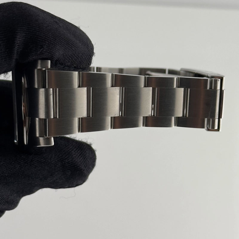 Rolex Oyster Perpetual Silver Concentric Dial on Oyster Ref 116000 with Card Old Green 2012