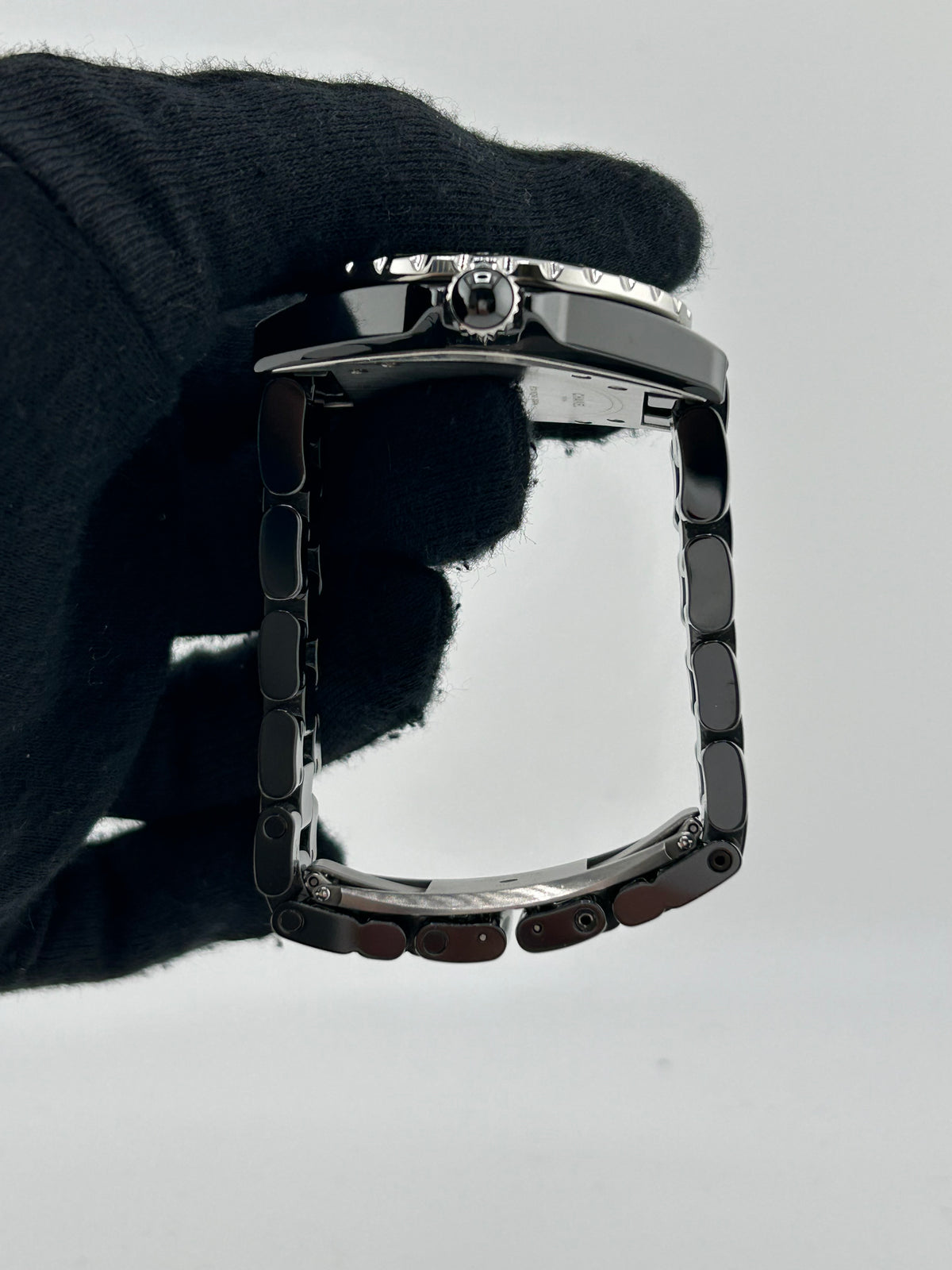 Chanel J12 Black Dial on Stainless Steel Bracelet Ref. H0685 — view 6