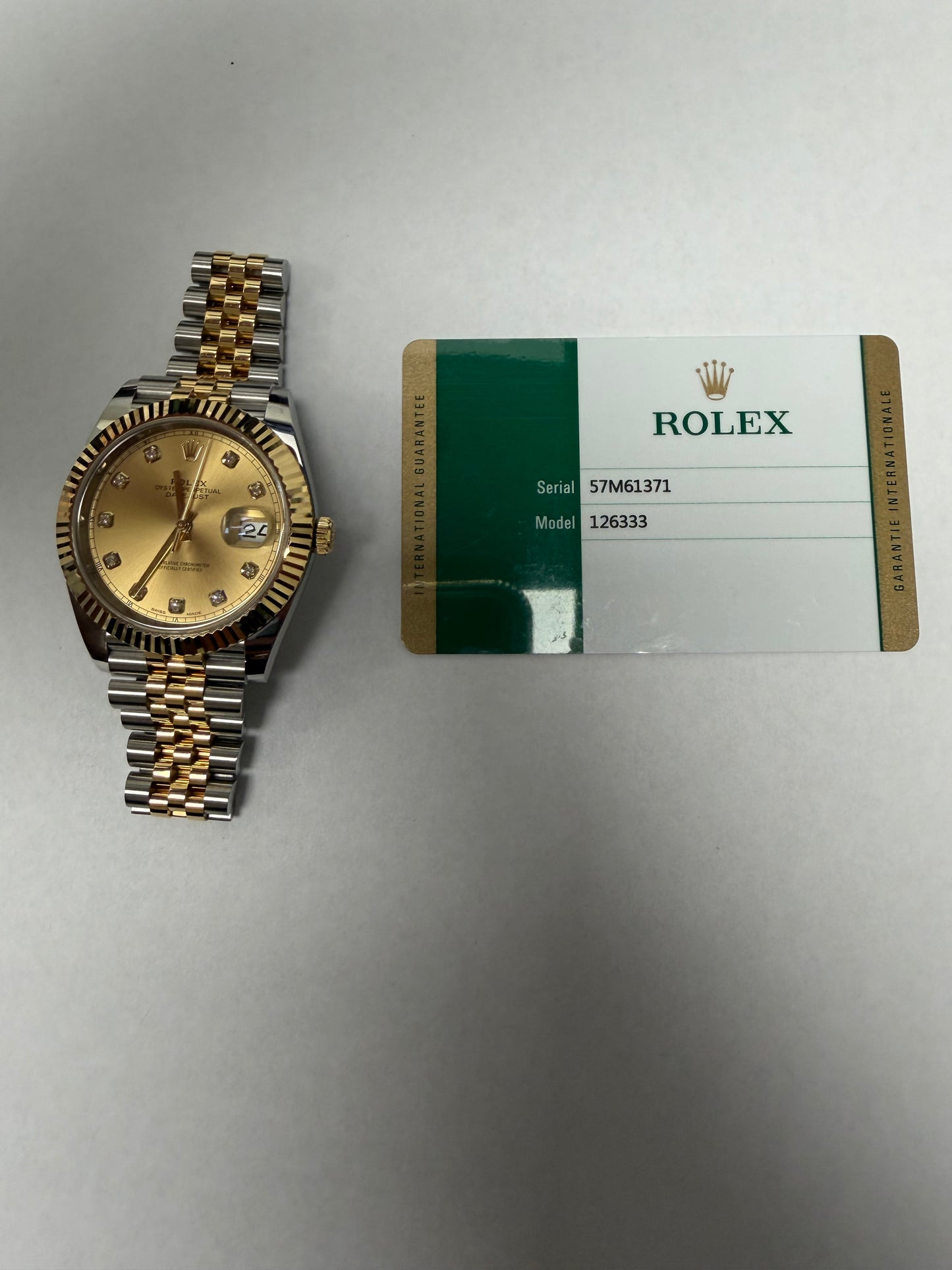 Rolex Datejust Champagne Diamond Dial on Jubilee Ref. 126333 Card 2016 — view 5