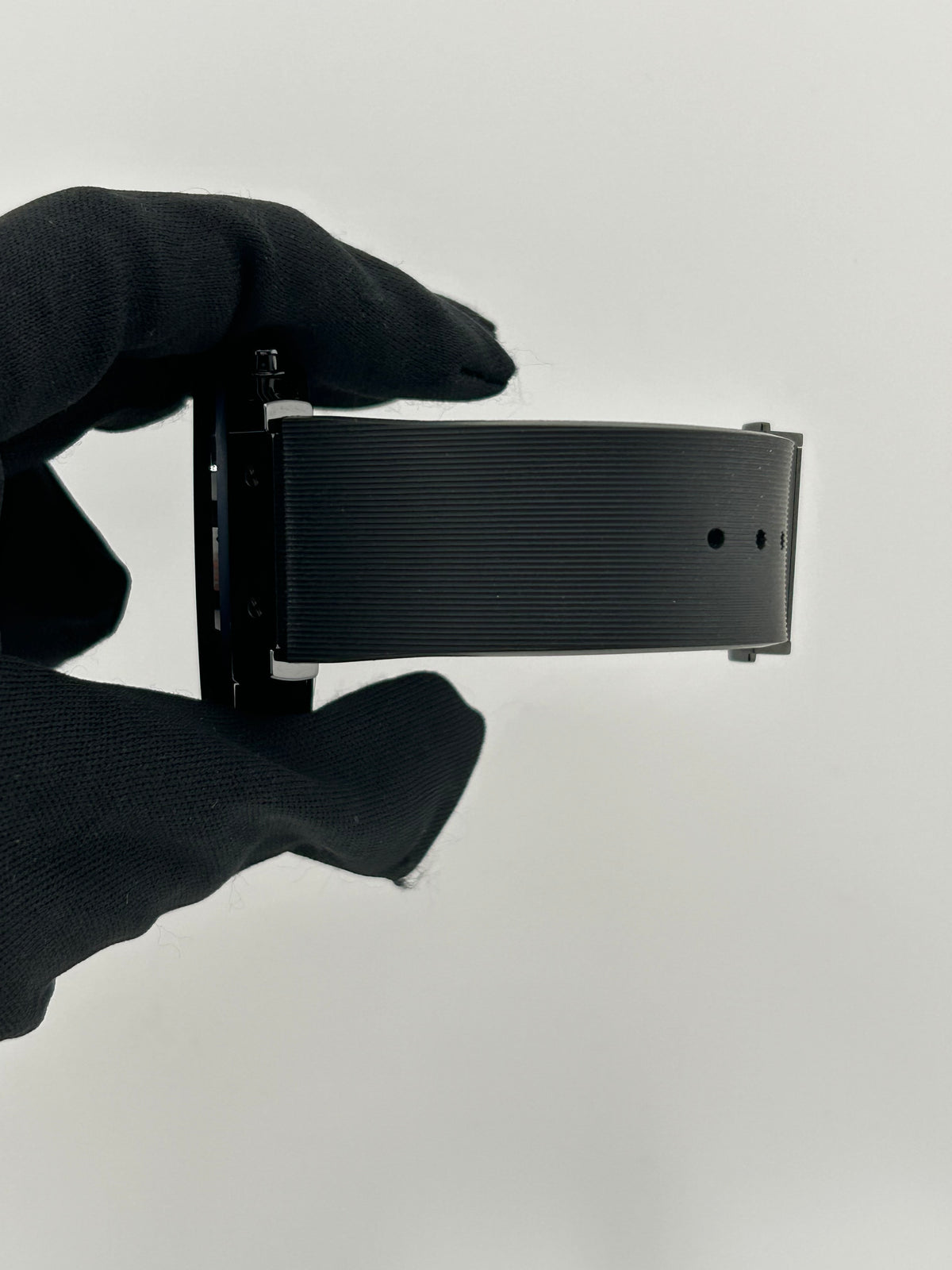 Hublot Classic Fusion Blue Dial on Black Rubber Band Ref. 521.CM.7170.LR Service Papers 2019 — view 5