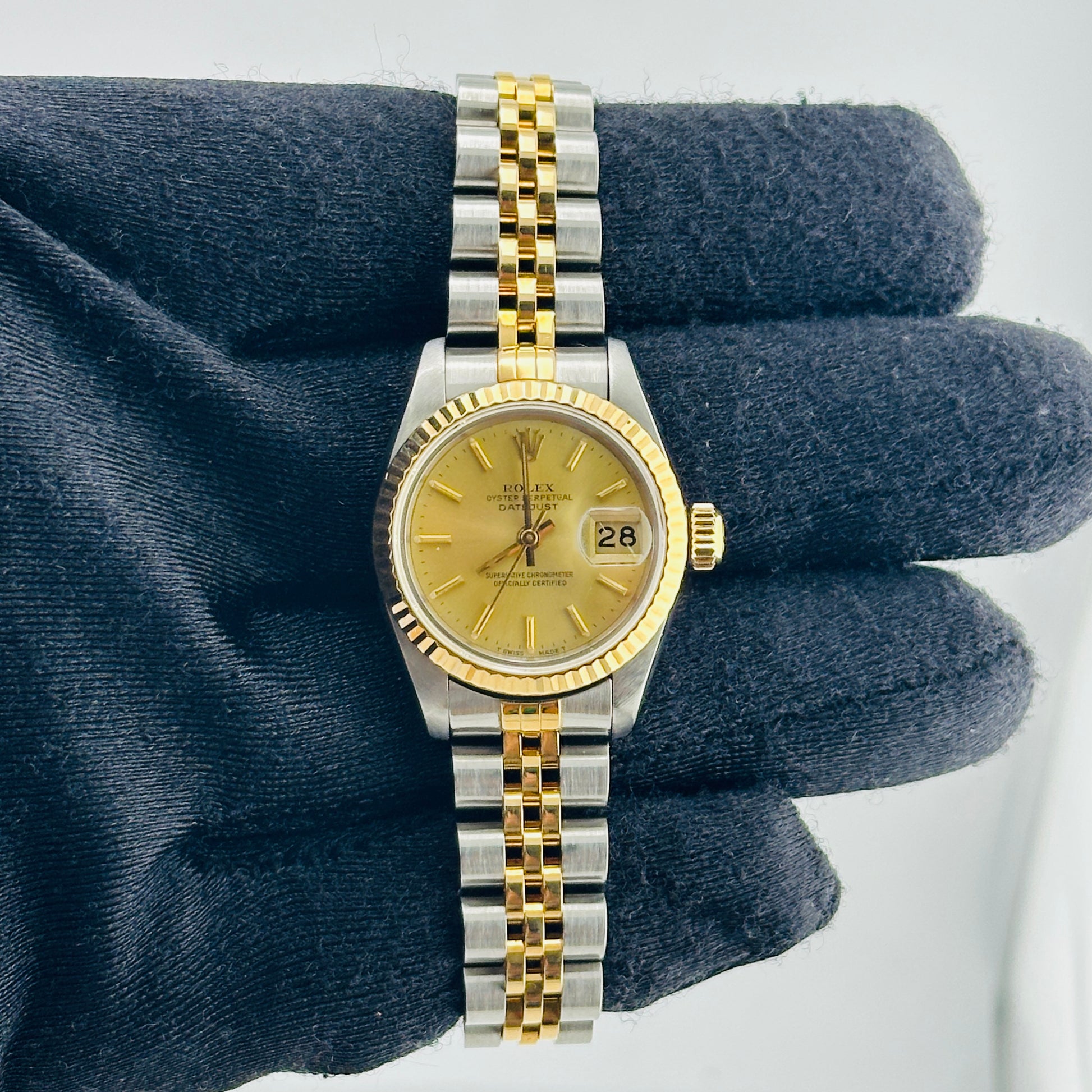 Rolex Datejust Lady Champagne Stick Dial on D Link Jubilee Bracelet Ref. 69173 1993 — view 2