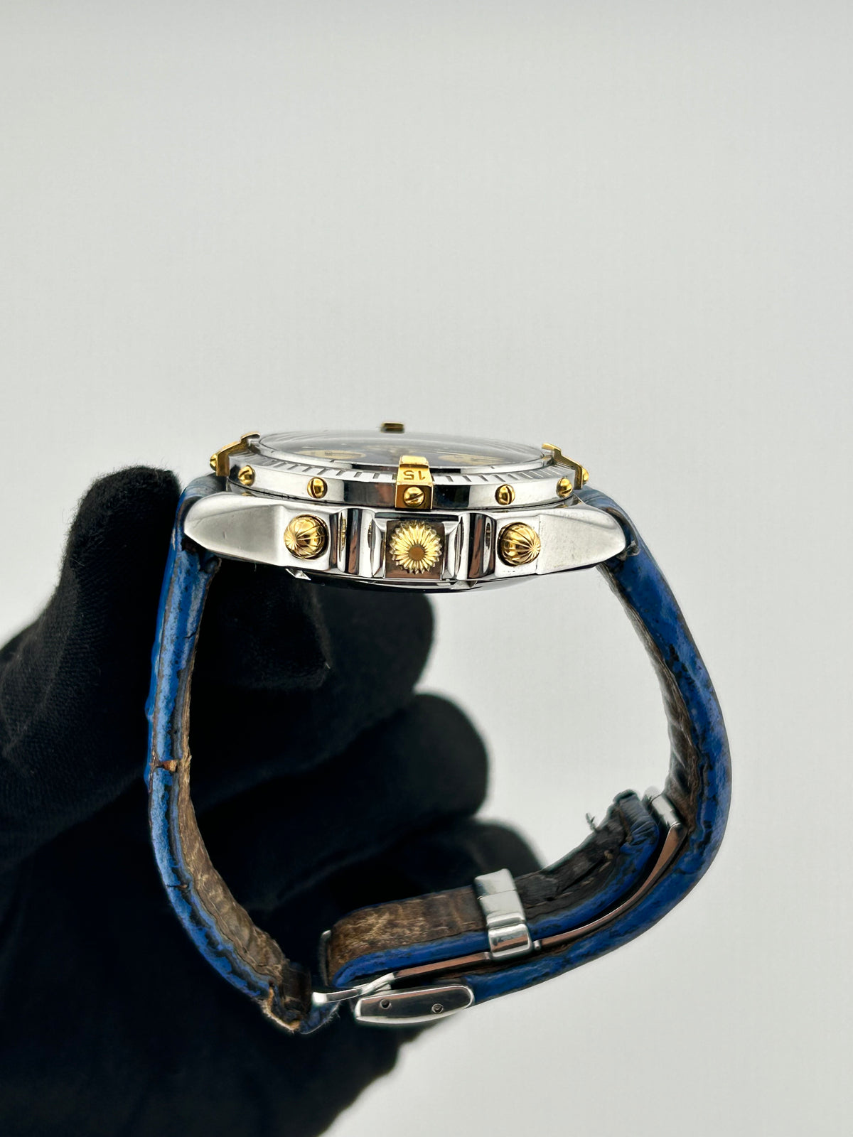 Breitling Breitling Chronomat Blue Dial on Blue Leather Strap Ref. B13048 — view 5