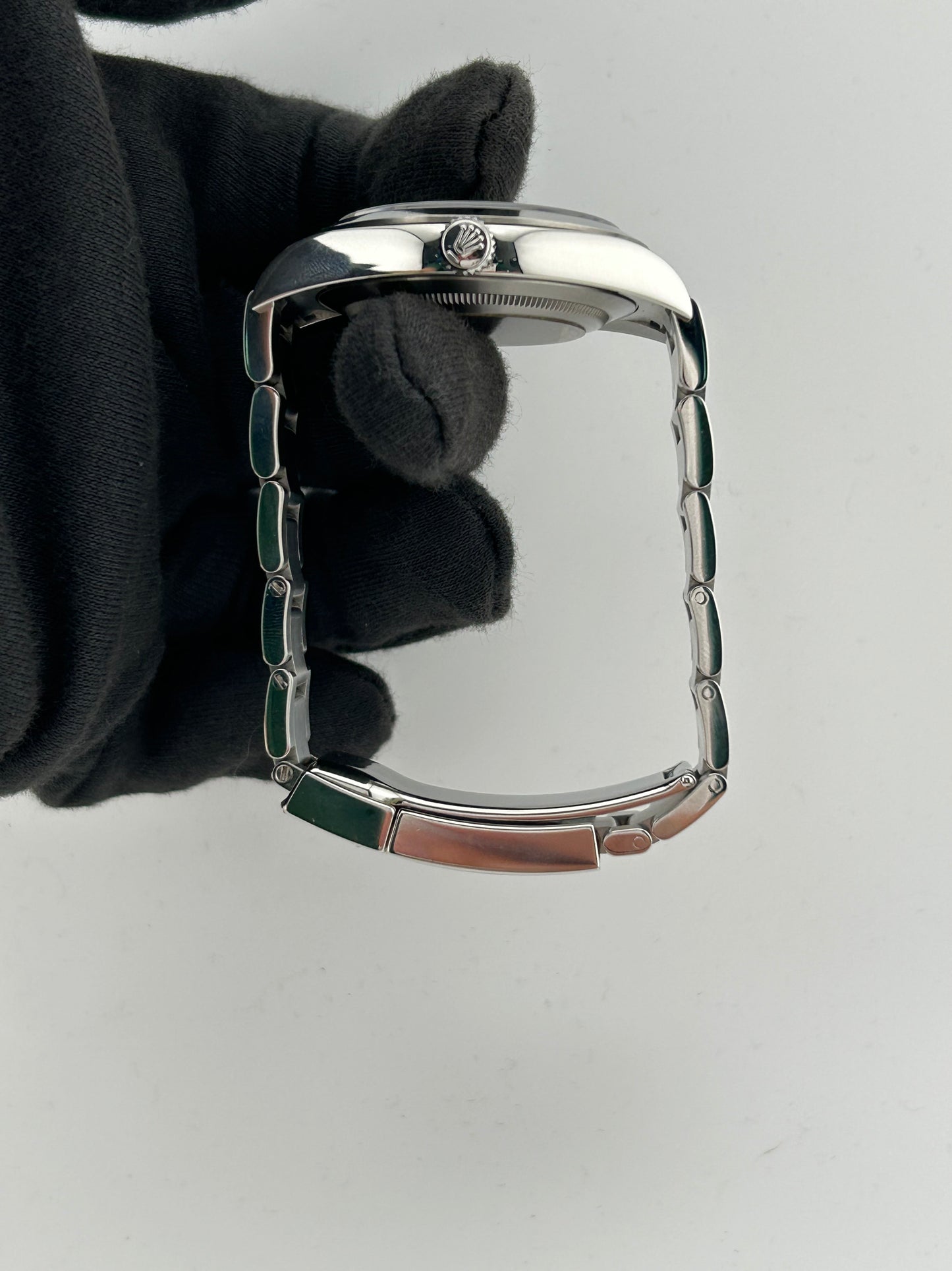 Rolex Explorer I Black Index Dial on Oyster Bracelet Ref. 214270 — view 6