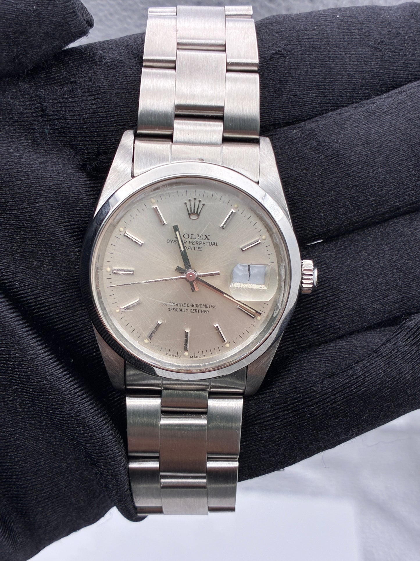 Rolex Oyster Perpetual Date Silver Stick Dial on Oyster Ref. 15000 1988