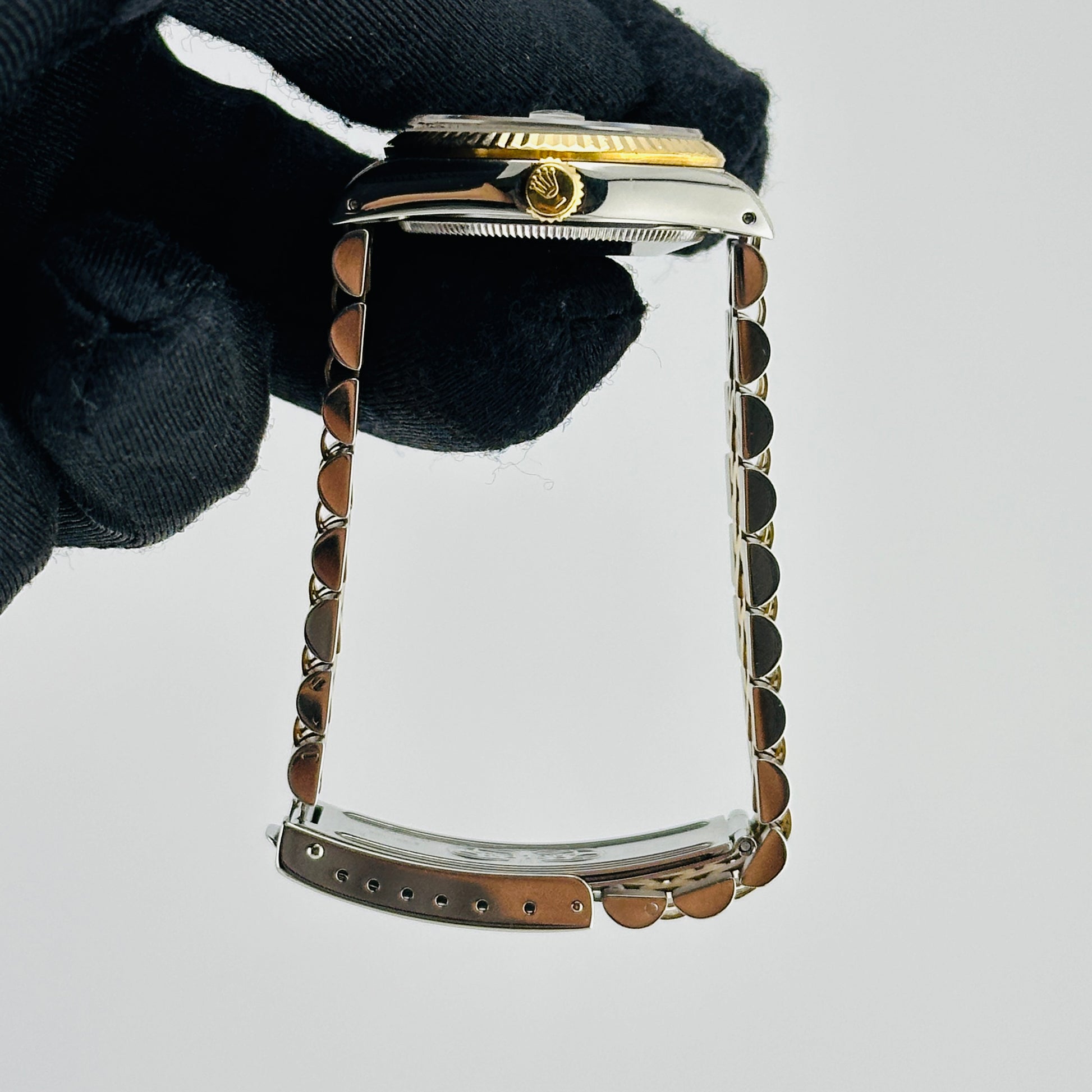 Rolex Datejust Am White Mop Diamond Dial on D Link Jubilee Bracelet Ref. 68273 Papers 1993 — view 5