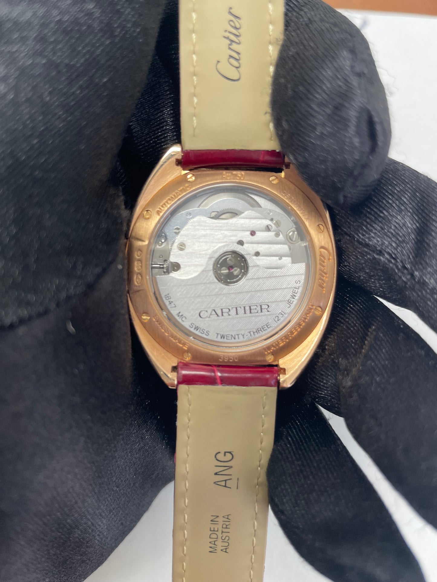 Cartier Cle Silver Dial on Leather Ref. 3950 Card 2017 — view 3