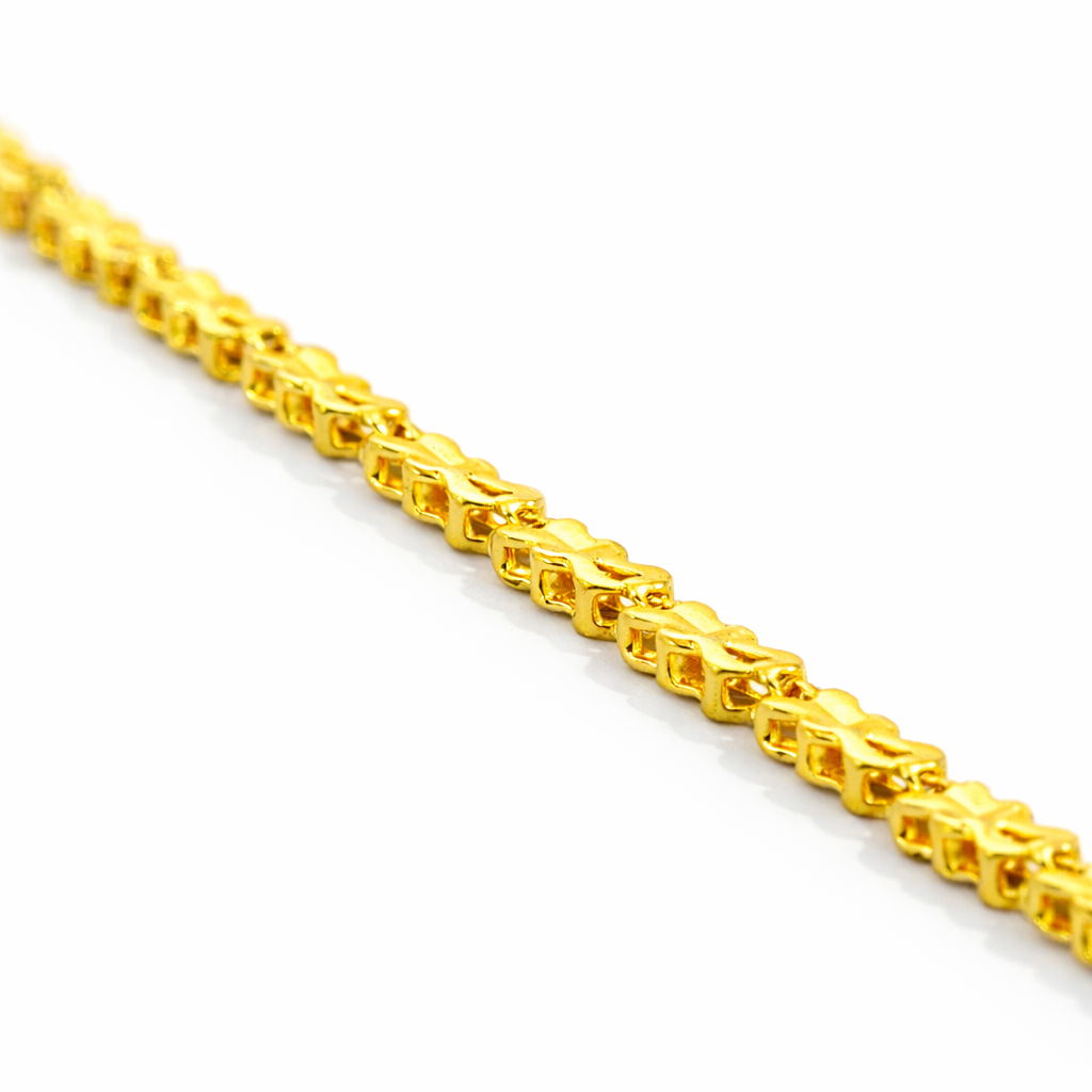 24K Yellow Gold Fish Style Chain Necklace