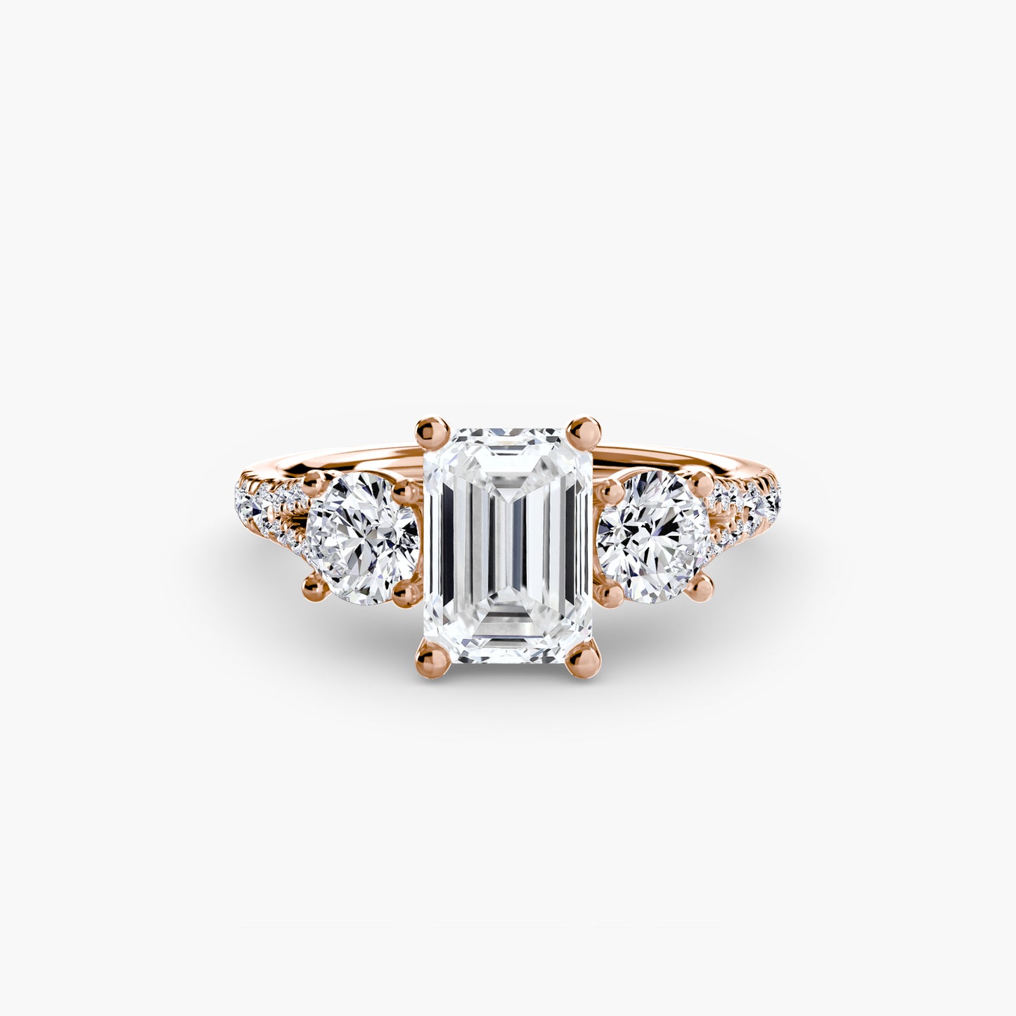 Anillo de tres piedras con banda pavé 3