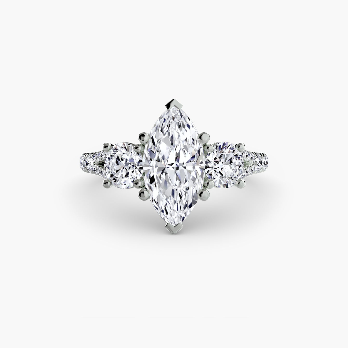 Anillo de tres piedras con banda pavé 3