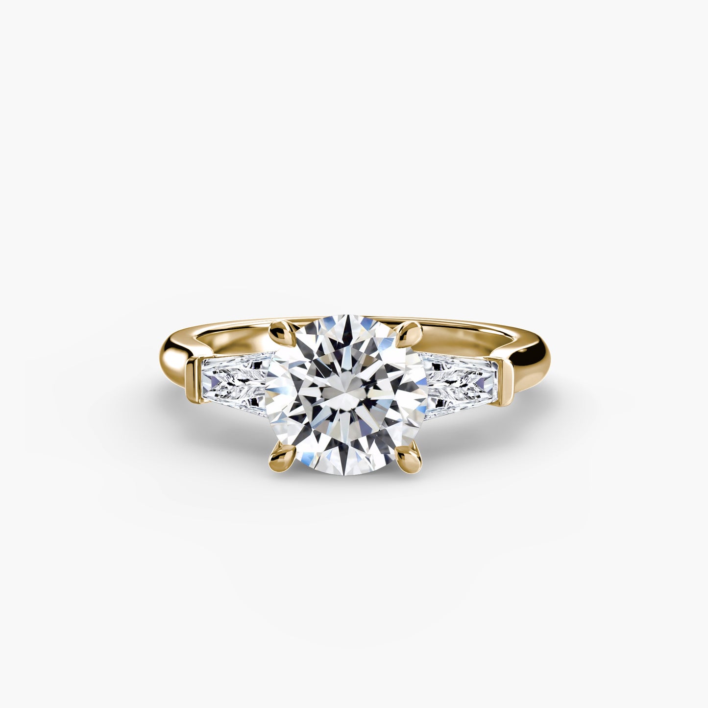 Anillo de tres piedras (piedras laterales baguette)