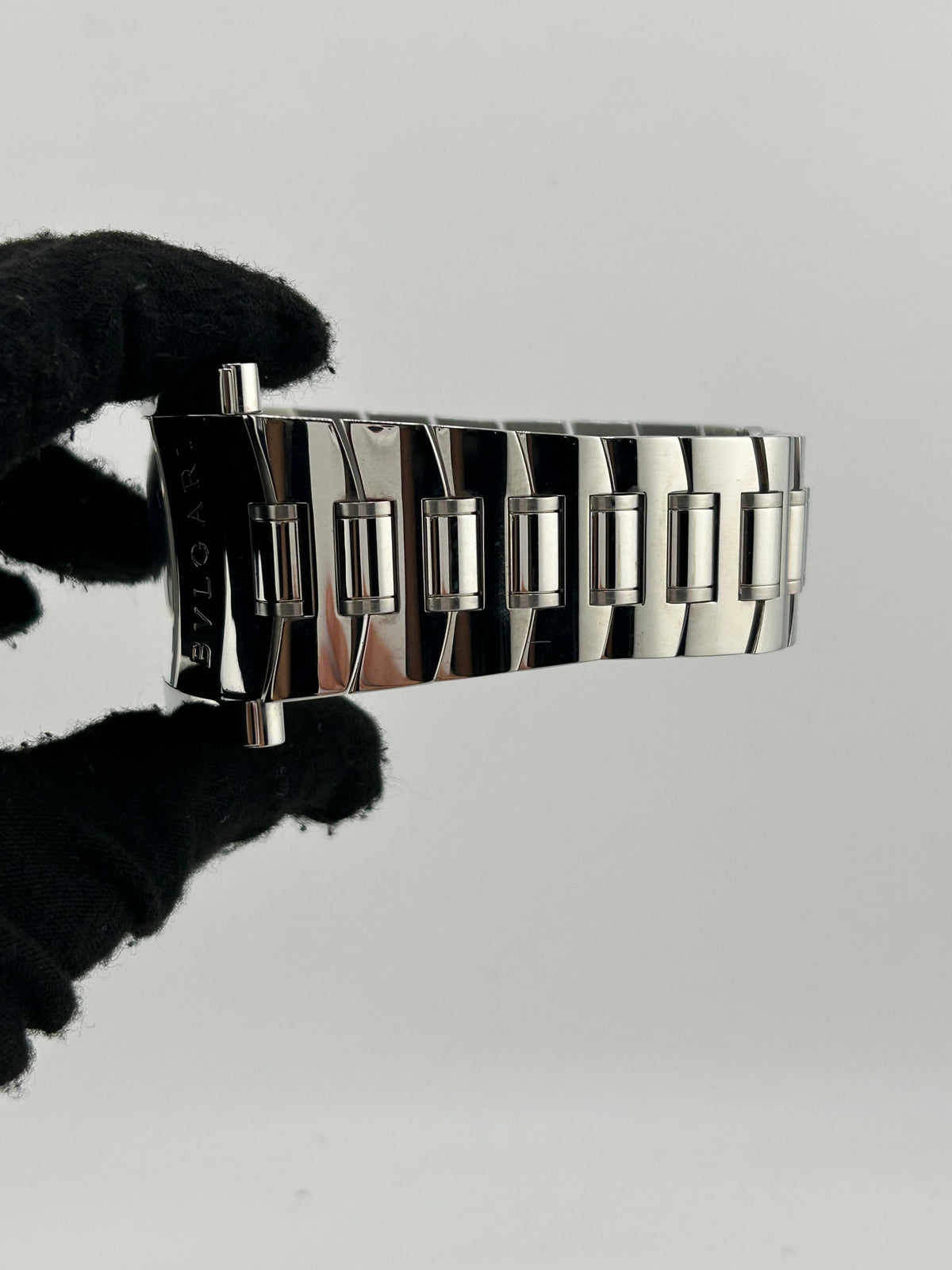 Bvlgari Assioma Black Dial on Stainless Steel Bracelet Ref. AA48S/AA48C14SSD Complete 2006 — view 5