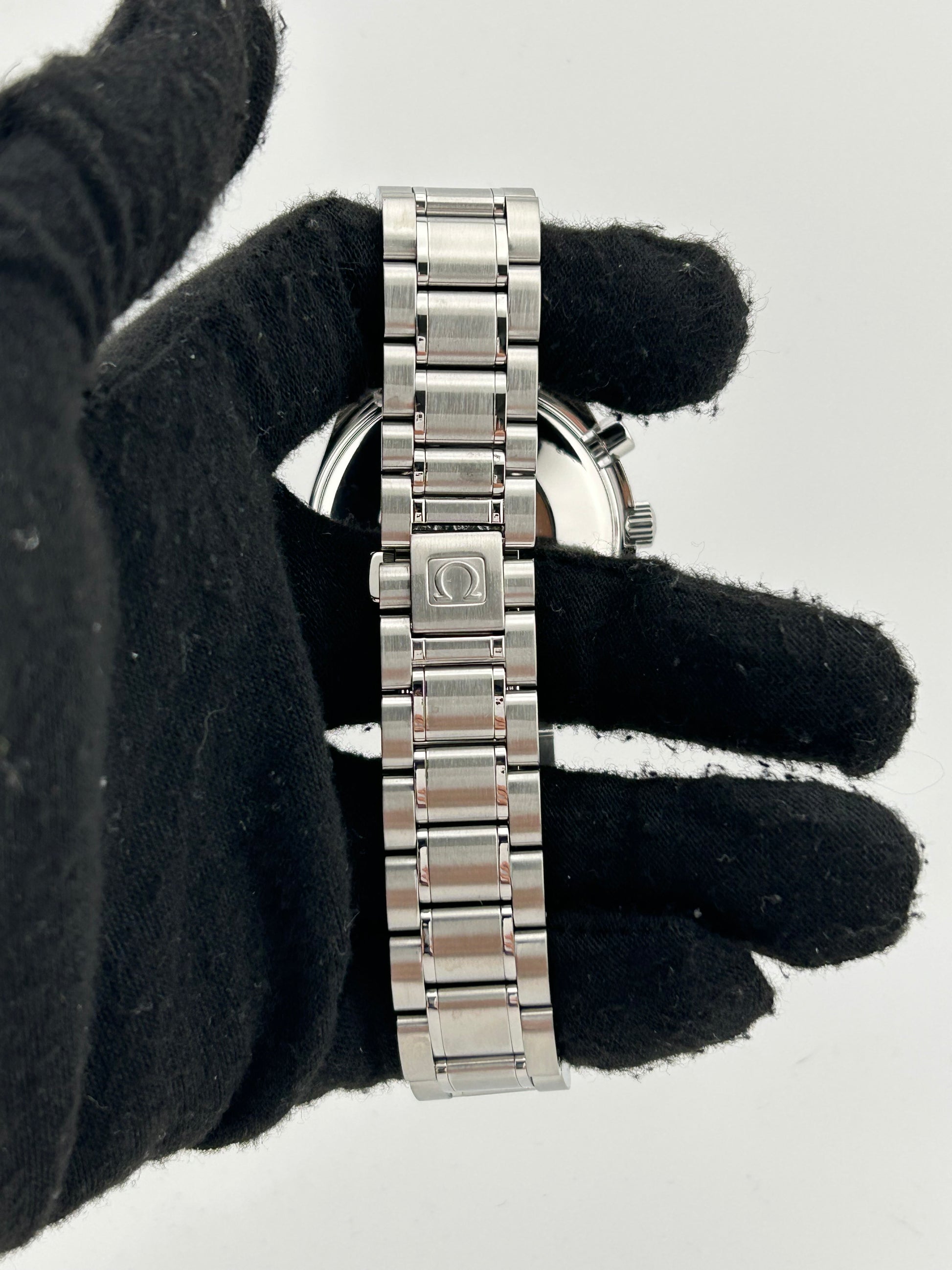 Omega Speedmaster Date Silver Dial on Stainless Steel Bracelet Ref. 3513.30 Card 2009 — view 4