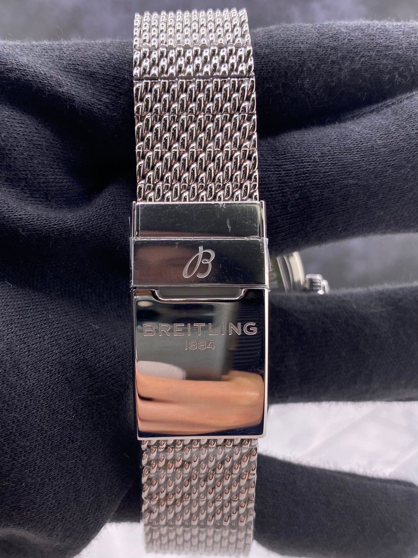 Breitling Superocean H√©ritage II Chronograph Black Dial on Bracelet Ref. U13313121B1A1 Card 2026 — view 4