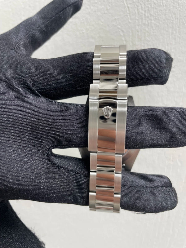 Rolex Datejust II Black Roman Dial on Oyster Ref 116334 with Card Old Green 2012
