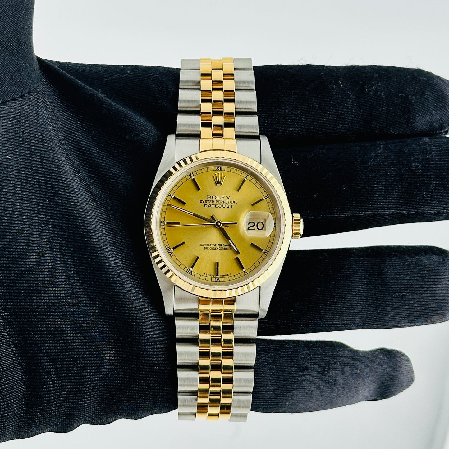Rolex Datejust Champagne Stick Dial on D Link Jubilee Ref. 16233 1994 — view 2