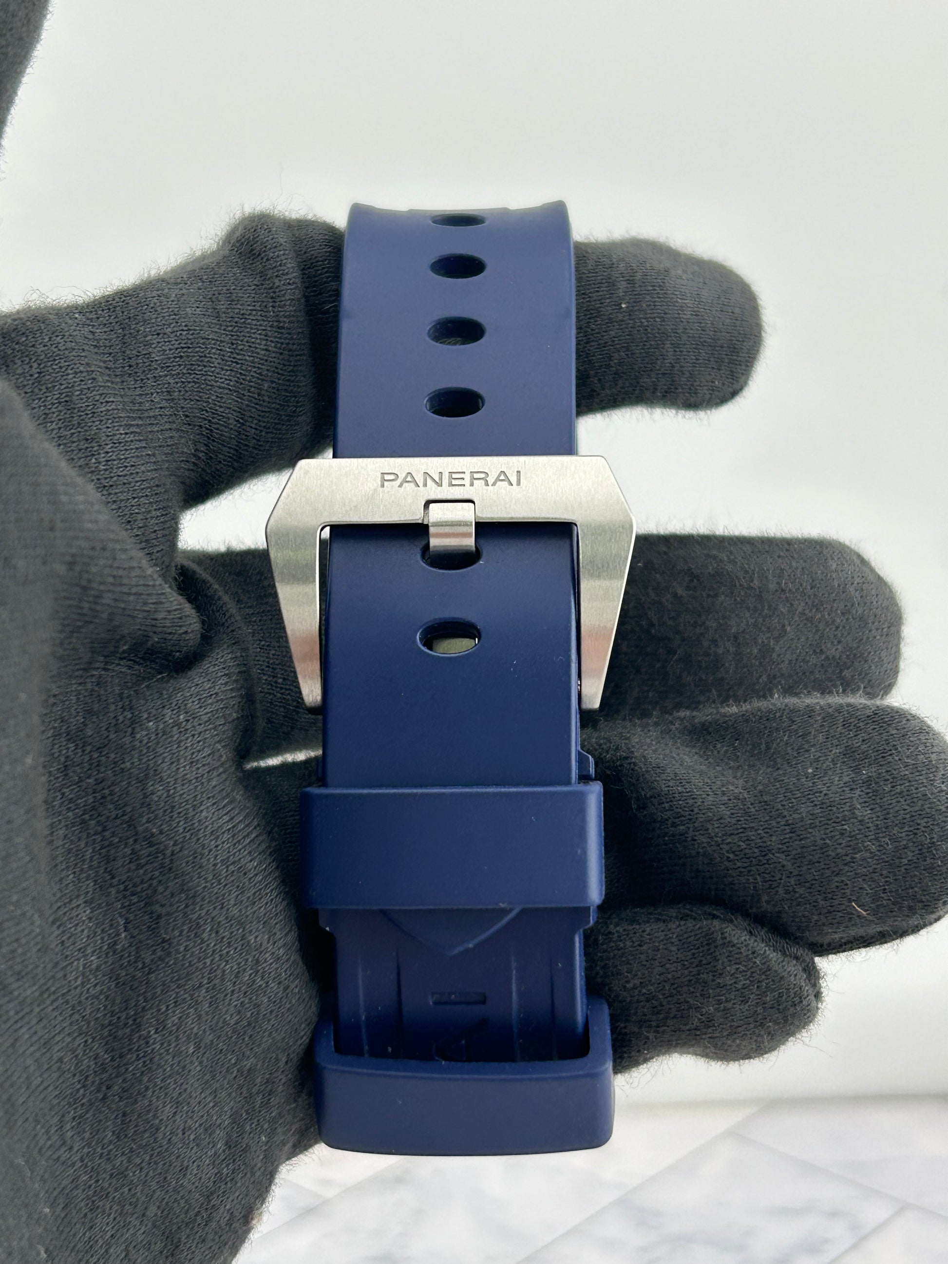 Panerai Panerai Luminor Marina Blue Dial on Leather Strap Ref. PAM01313 Card 2021 — view 4