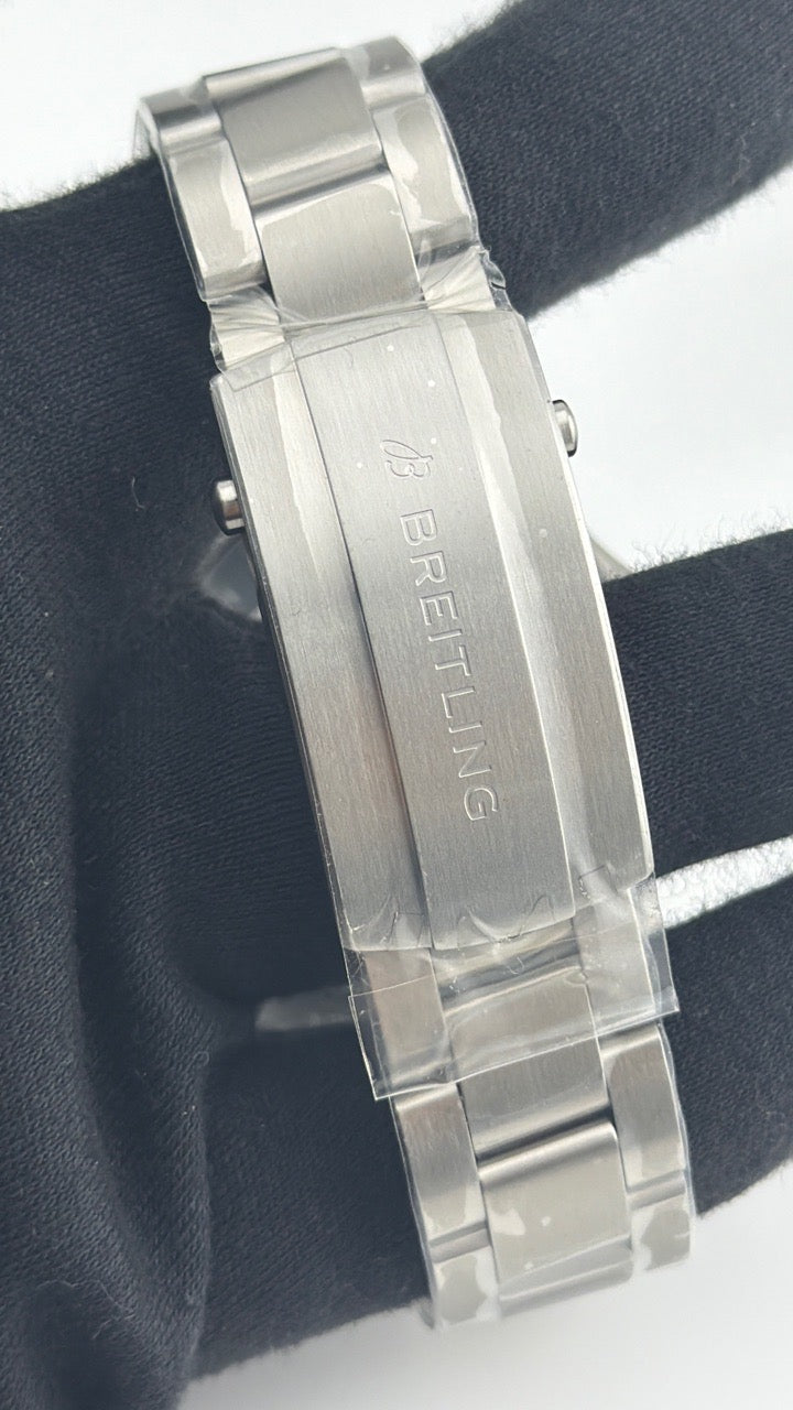Breitling Avenger Automatic GMT Black Dial on Bracelet Ref. A32320101B1A1 Card 2026 — view 5