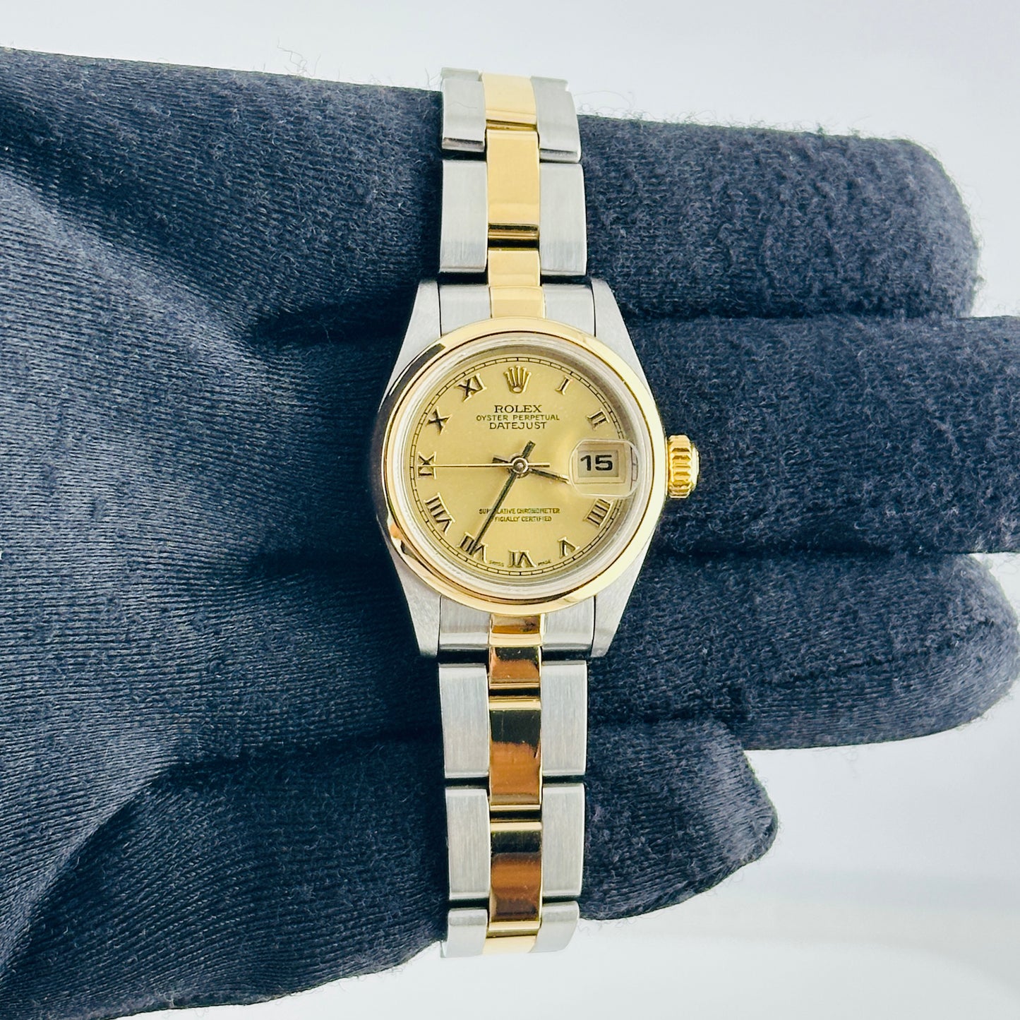 Rolex Datejust Am Champagne Roman Dial on Oyster Bracelet Ref. 69163 1996 — view 3