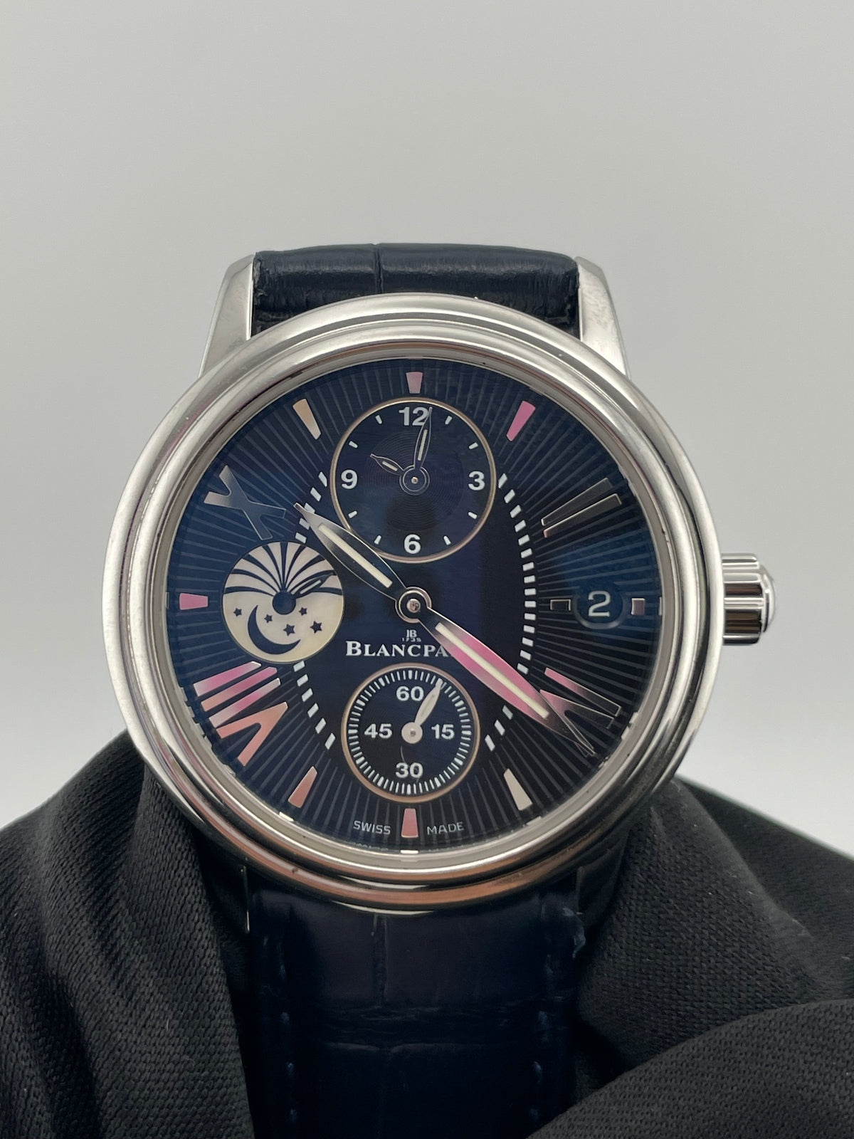 Blancpain Women Black Dial on Generic Leather Ref. 3760-1130-52B Complete 2012 — view 3
