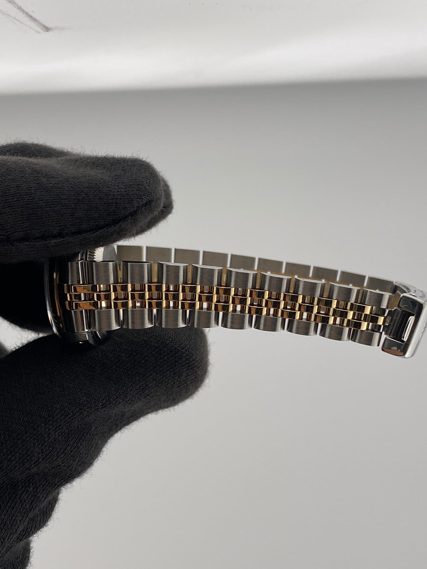 Rolex Datejust Lady Champagne Stick Dial on Jubilee Ref. 69173 Papers 1992 — view 5