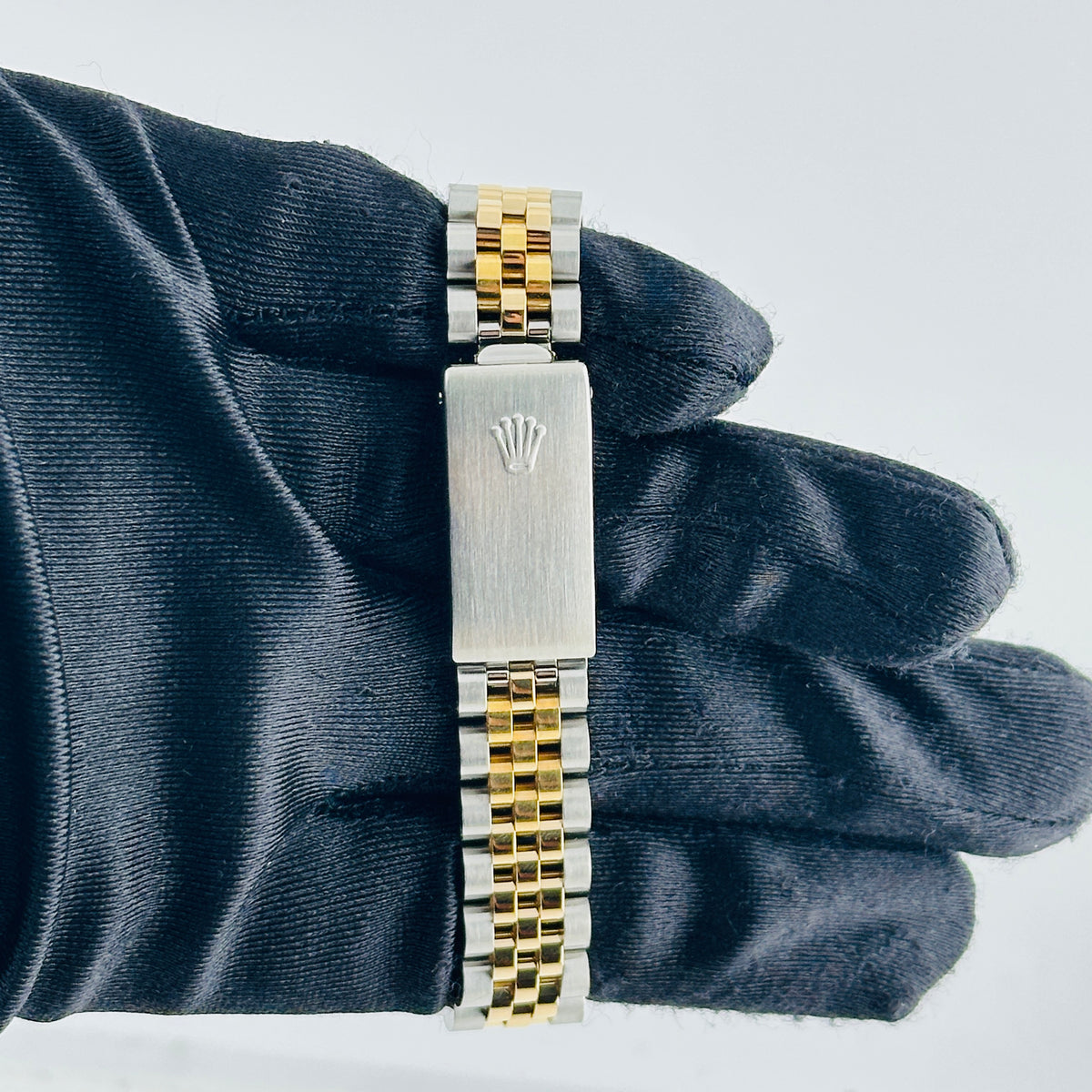 Rolex Datejust Champagne Stick Dial on D Link Jubilee Bracelet Ref. 68273 1990 — view 4