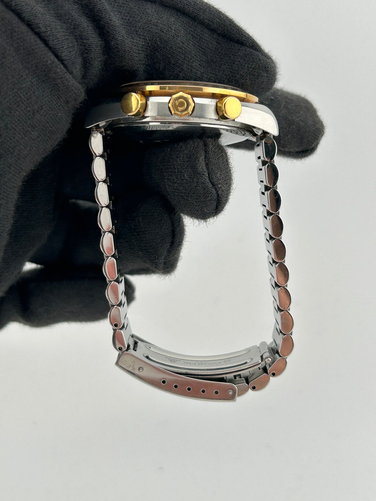 Omega Speedmaster Black Dial on 2 Tone Rose Gold & Stainless Steel Bracelet Ref. 3316.50 — view 6