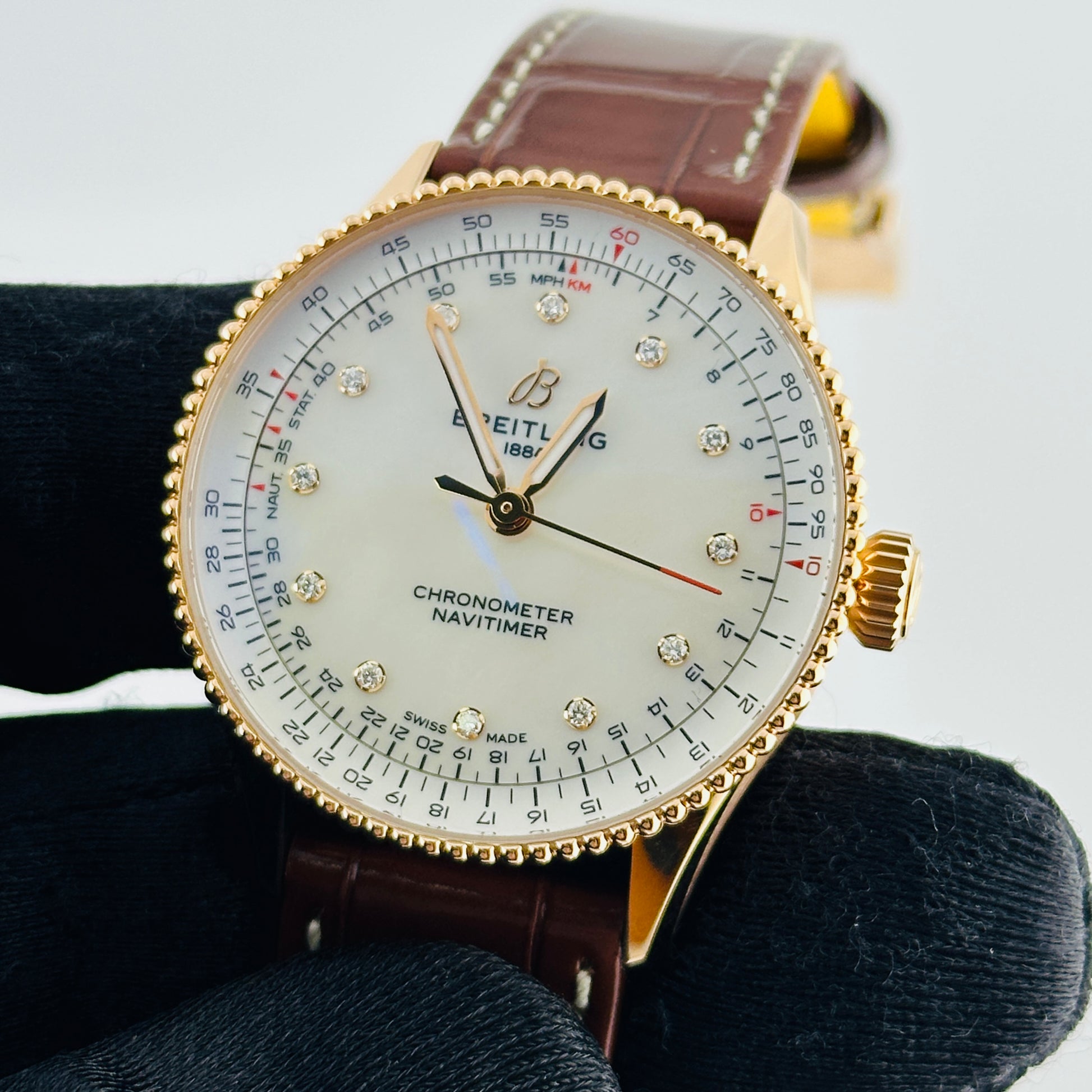 Breitling Navitimer Automatic Mop Dial on Leather Strap Ref. R17327211A1P1 Card 2025 — view 4