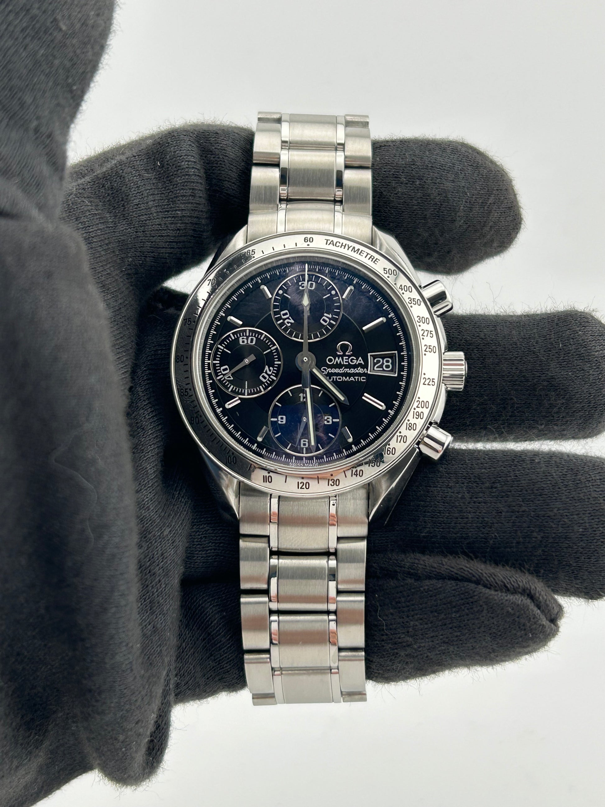 Omega Speedmaster Black Dial on Stainless Steel Bracelet Ref. 3513.50.00 — view 2