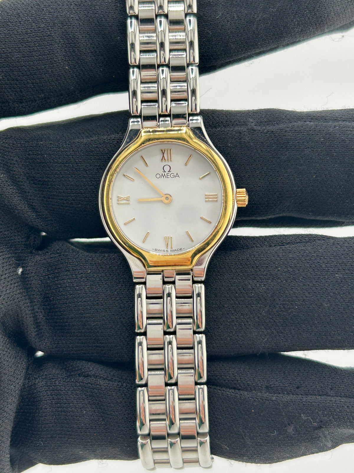Omega De Ville White Dial on Stainless Steel Bracelet Ref. 4360.23.00 Card — view 2