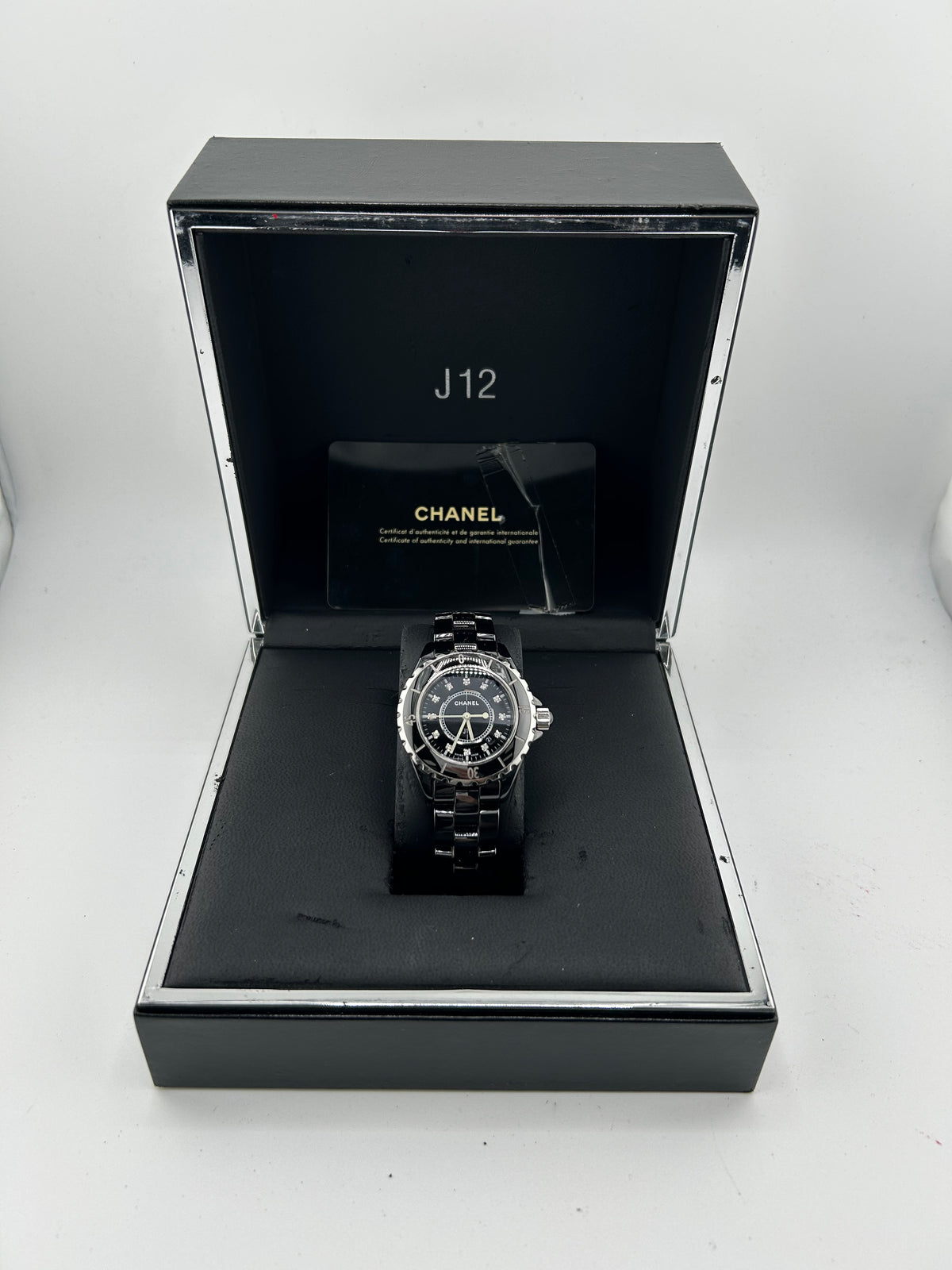 Chanel J12 Black With Factory Diamonds Dial on Bracelet Ref. H1625 Complete 2005 — view 6
