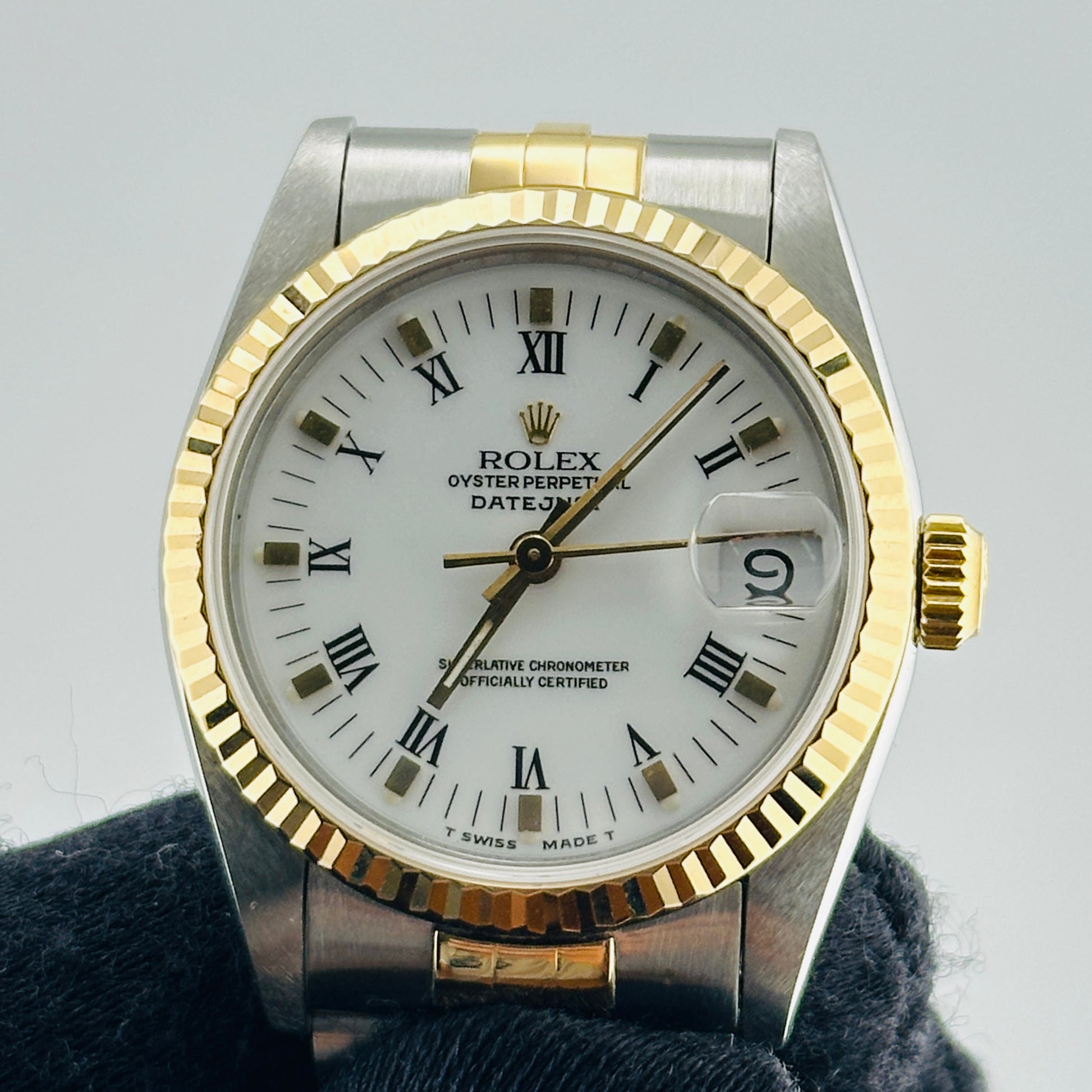 Rolex Datejust White Roman Dial on D Link Jubilee Bracelet Ref. 68273 Papers 1995 — view 3