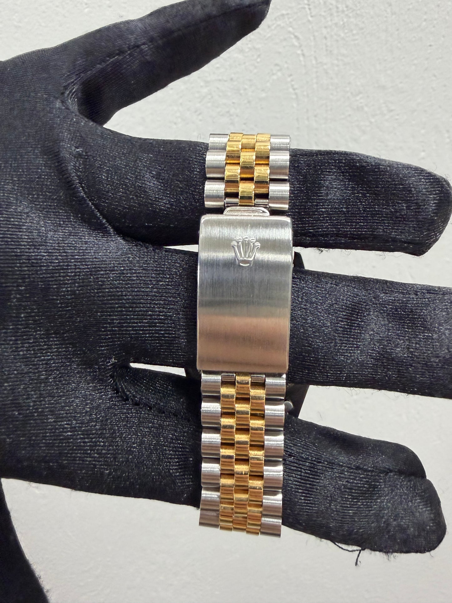 Rolex Datejust Gold Diamond Dial on Jubilee Ref. 16233 1989 — view 3