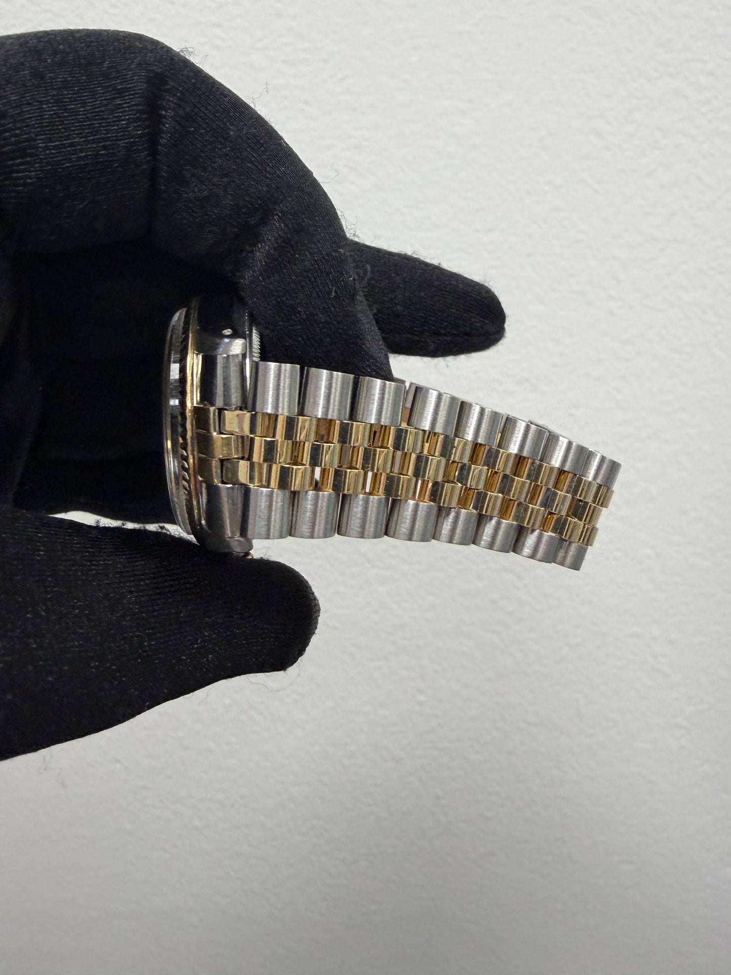 Rolex Datejust Champagne Stick Dial on D Link Jubilee Ref. 16013 1981 — view 4