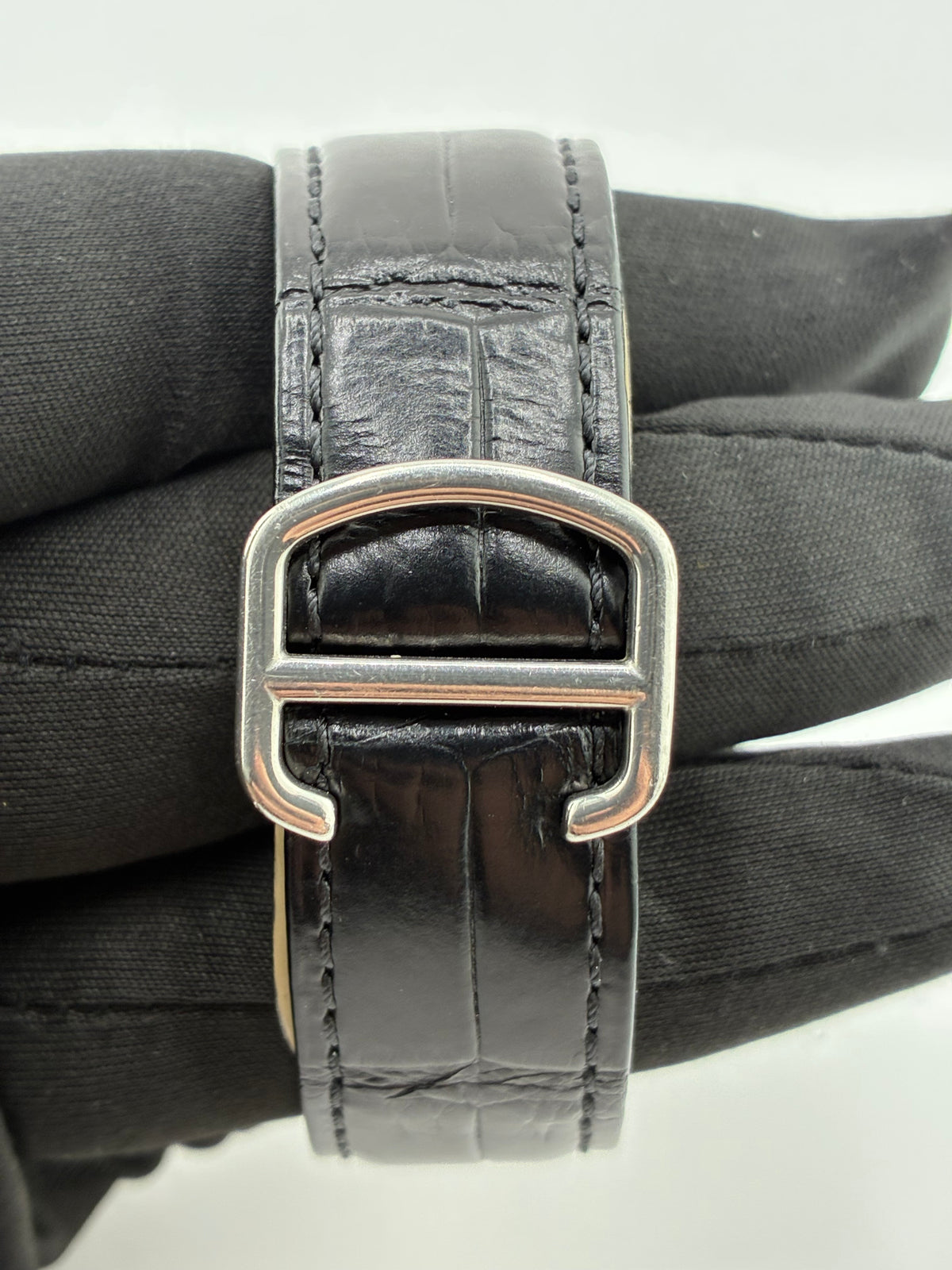 Cartier Calibre De Cartier Silver Dial on Black Leather Strap Ref. WSCA0003 — view 4
