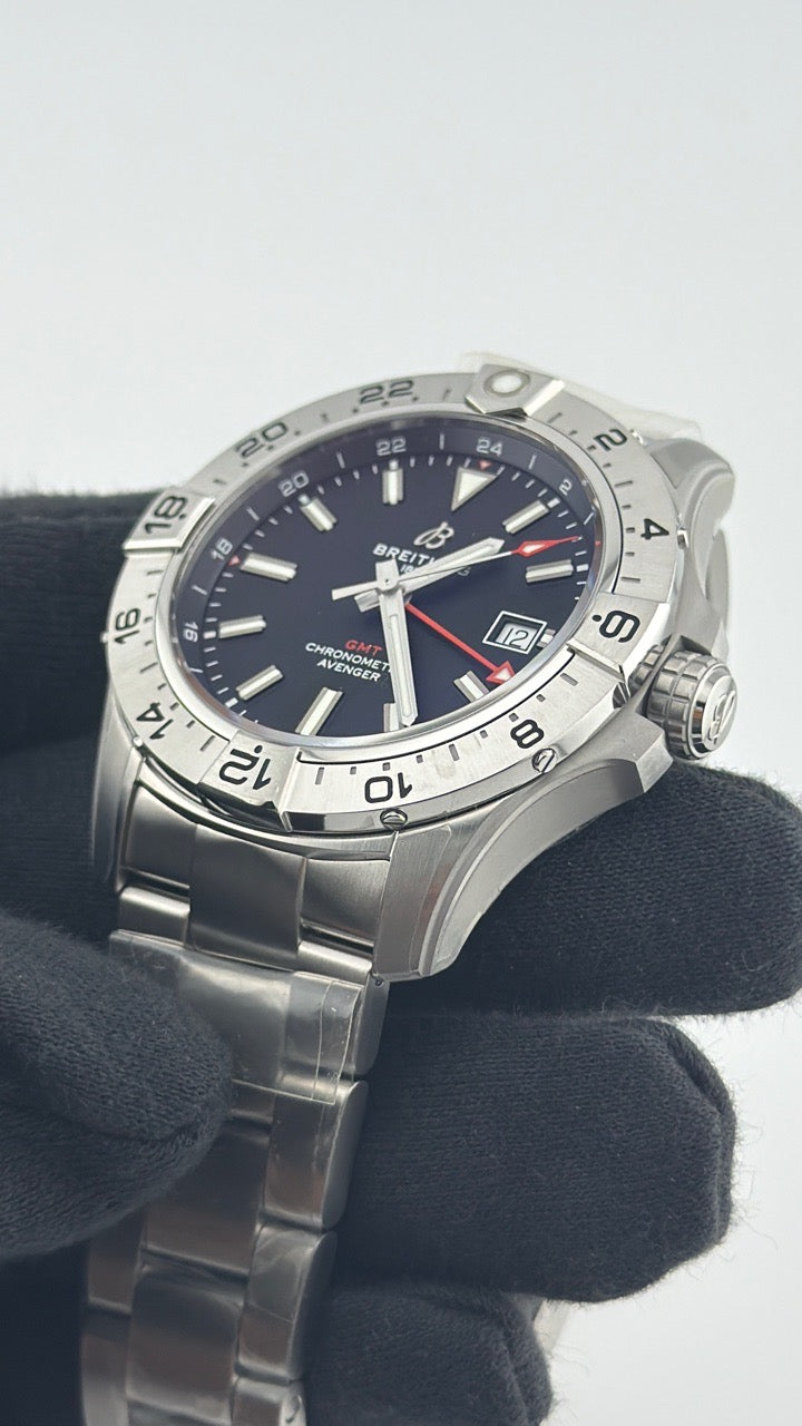 Breitling Avenger Automatic GMT Black Dial on Bracelet Ref. A32320101B1A1 Card 2026 — view 3