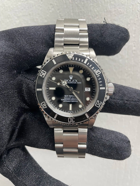 Rolex Sea-Dweller Black Dial on Oyster Ref 16600 with Papers 1998