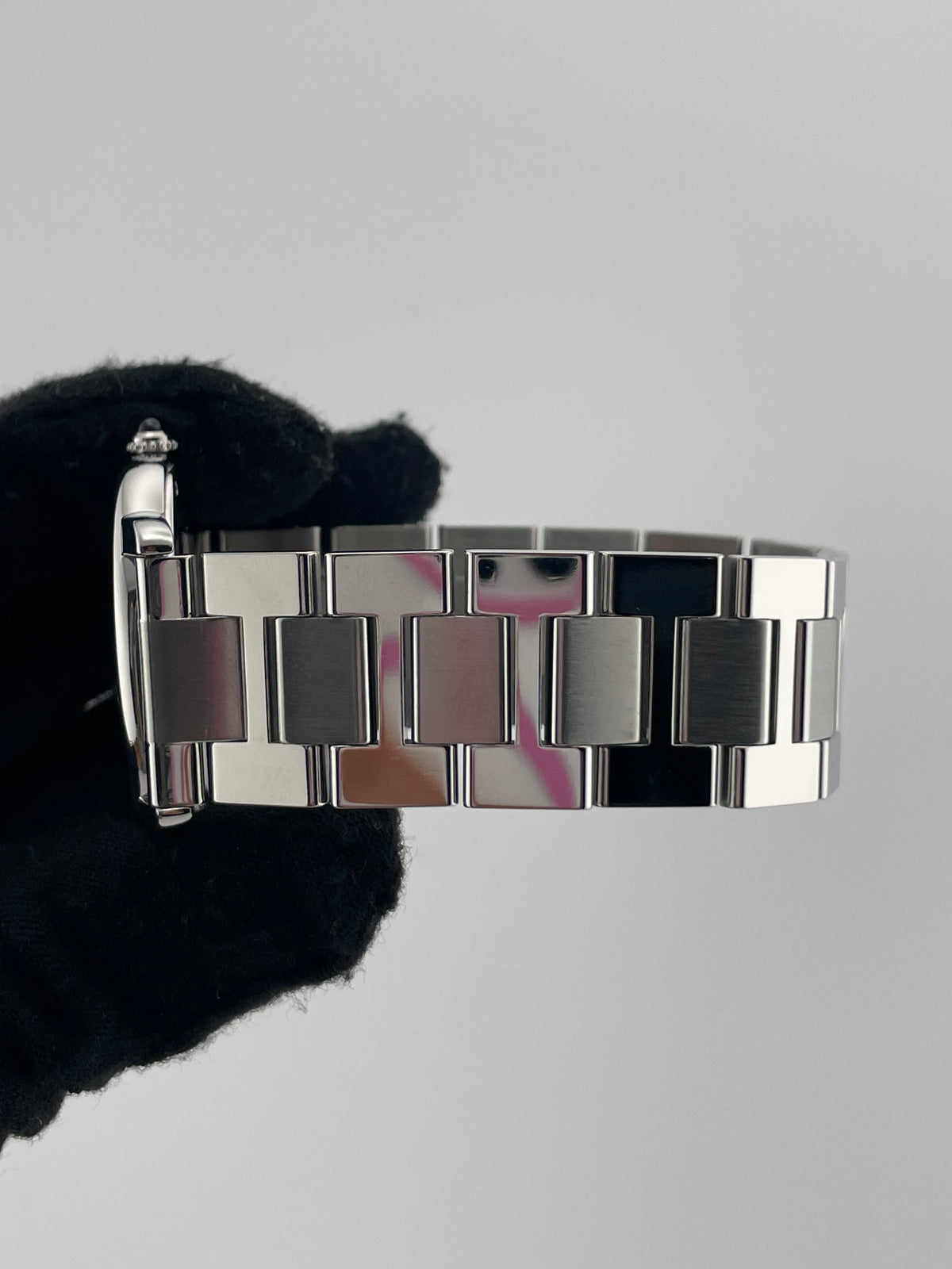 Cartier Ronde Solo Silver Roman Numerals Dial on Stainless Steel Bracelet Ref. W6701005 — view 5