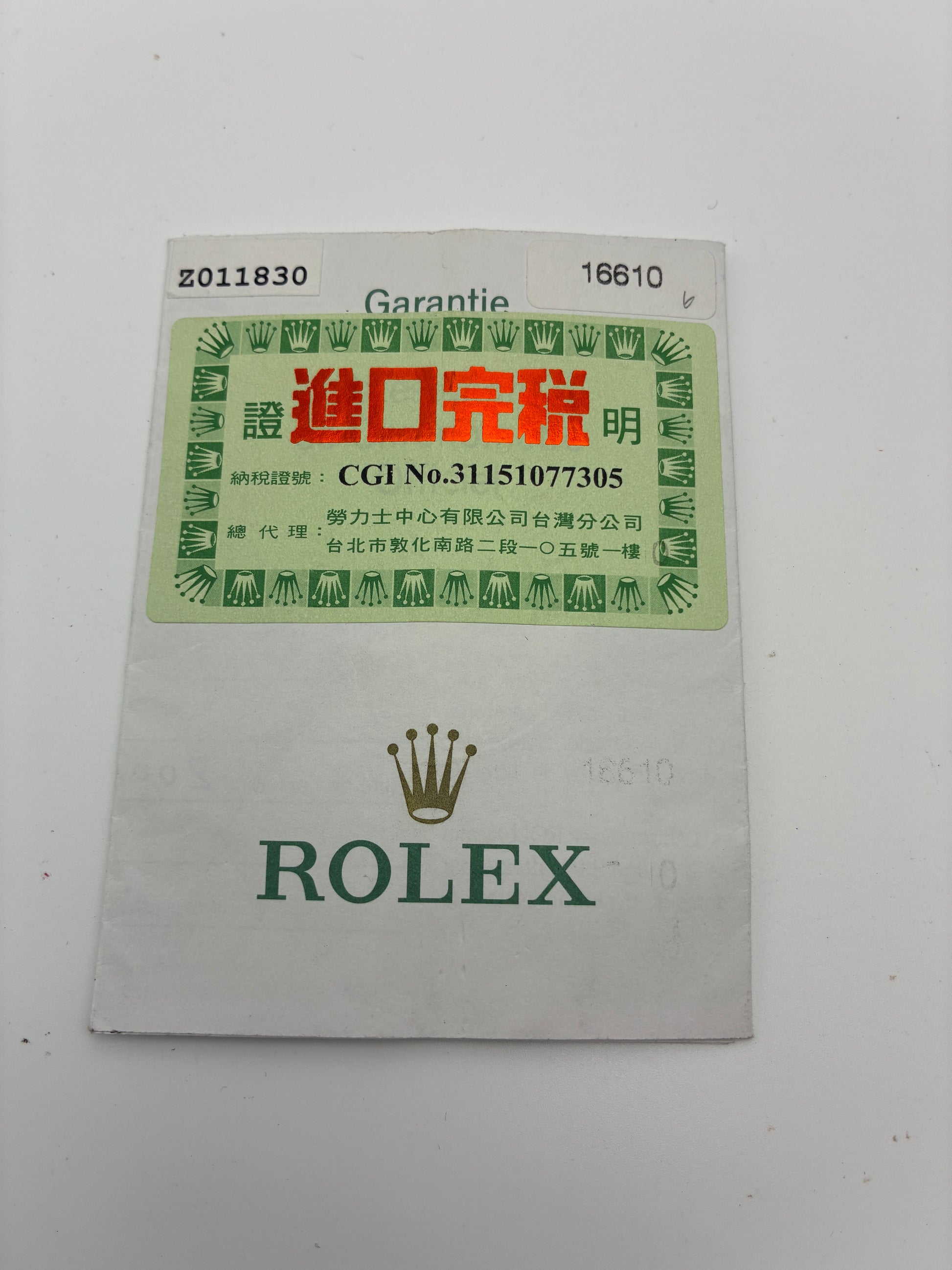 Rolex Submariner Date Black Dial on Oyster Ref. 16610 Papers 2006 — view 6