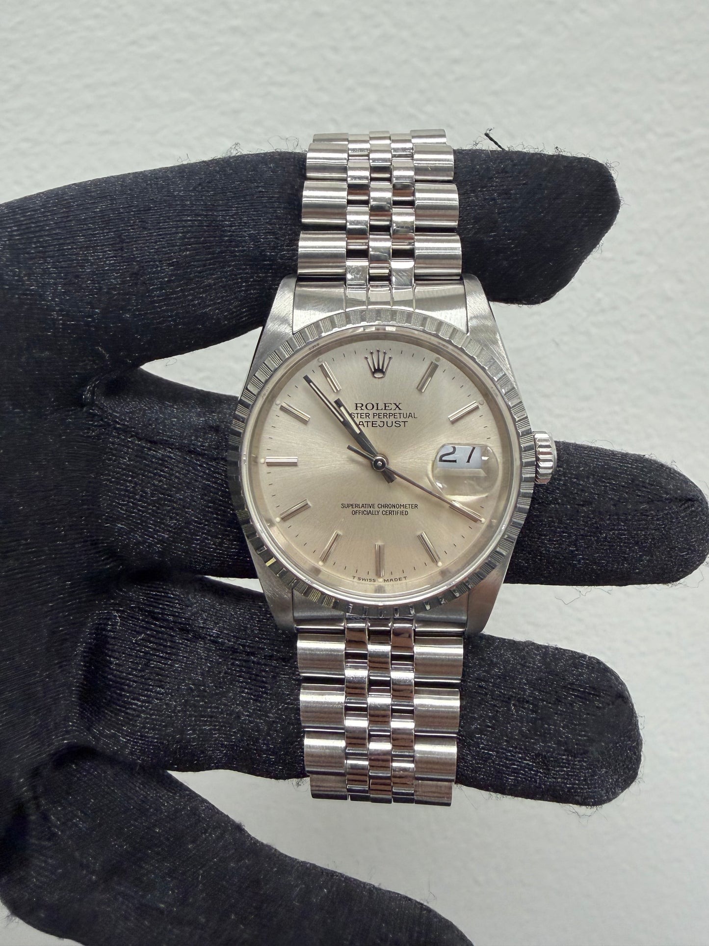 Rolex Datejust Silver Stick Dial on D Link Jubilee Ref. 16220 1988 — view 2