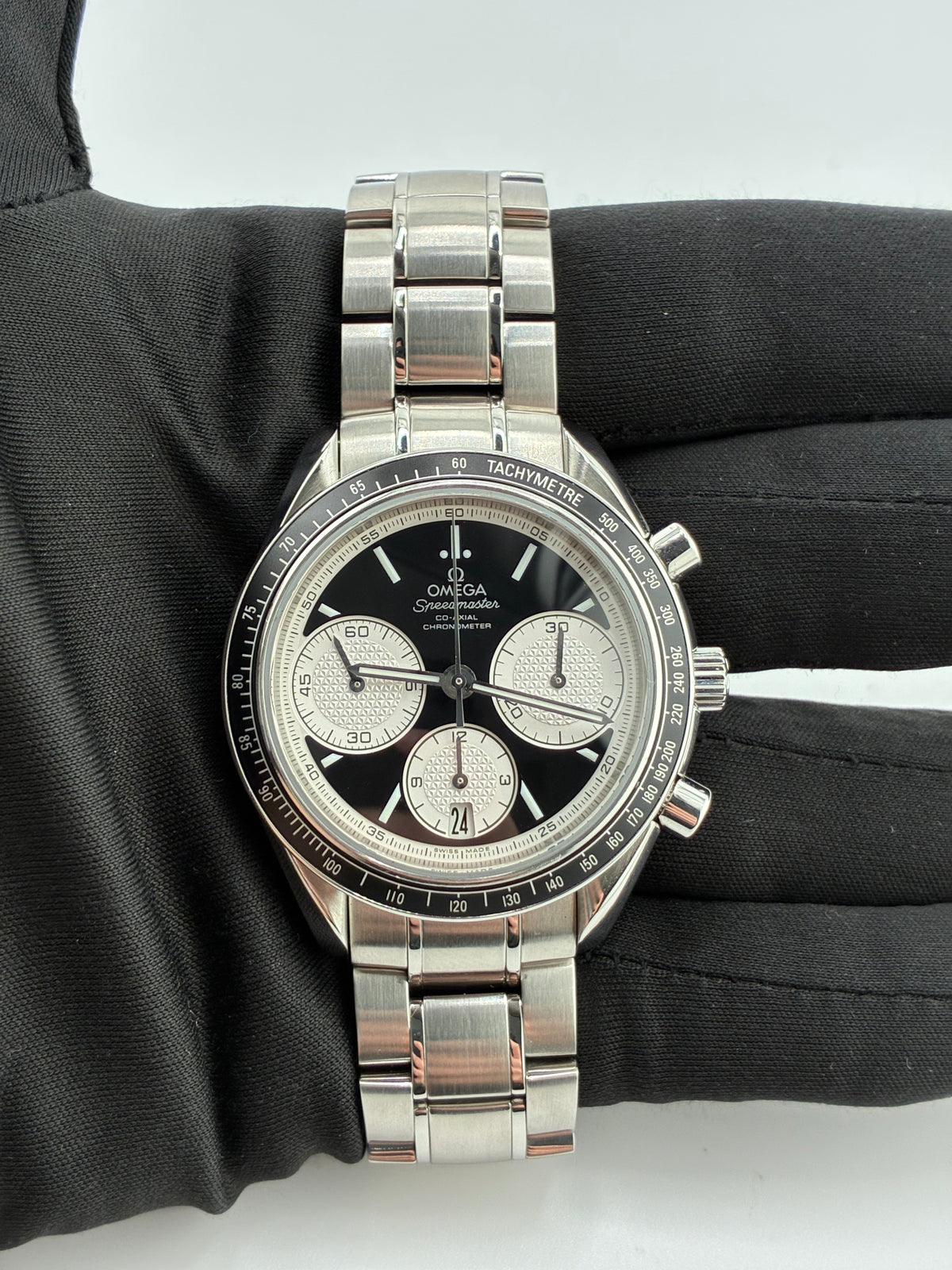 Omega Speedmaster Racing Black Dial on Stainless Steel Bracelet Ref. 326.30.40.50.01.002 Card — view 3