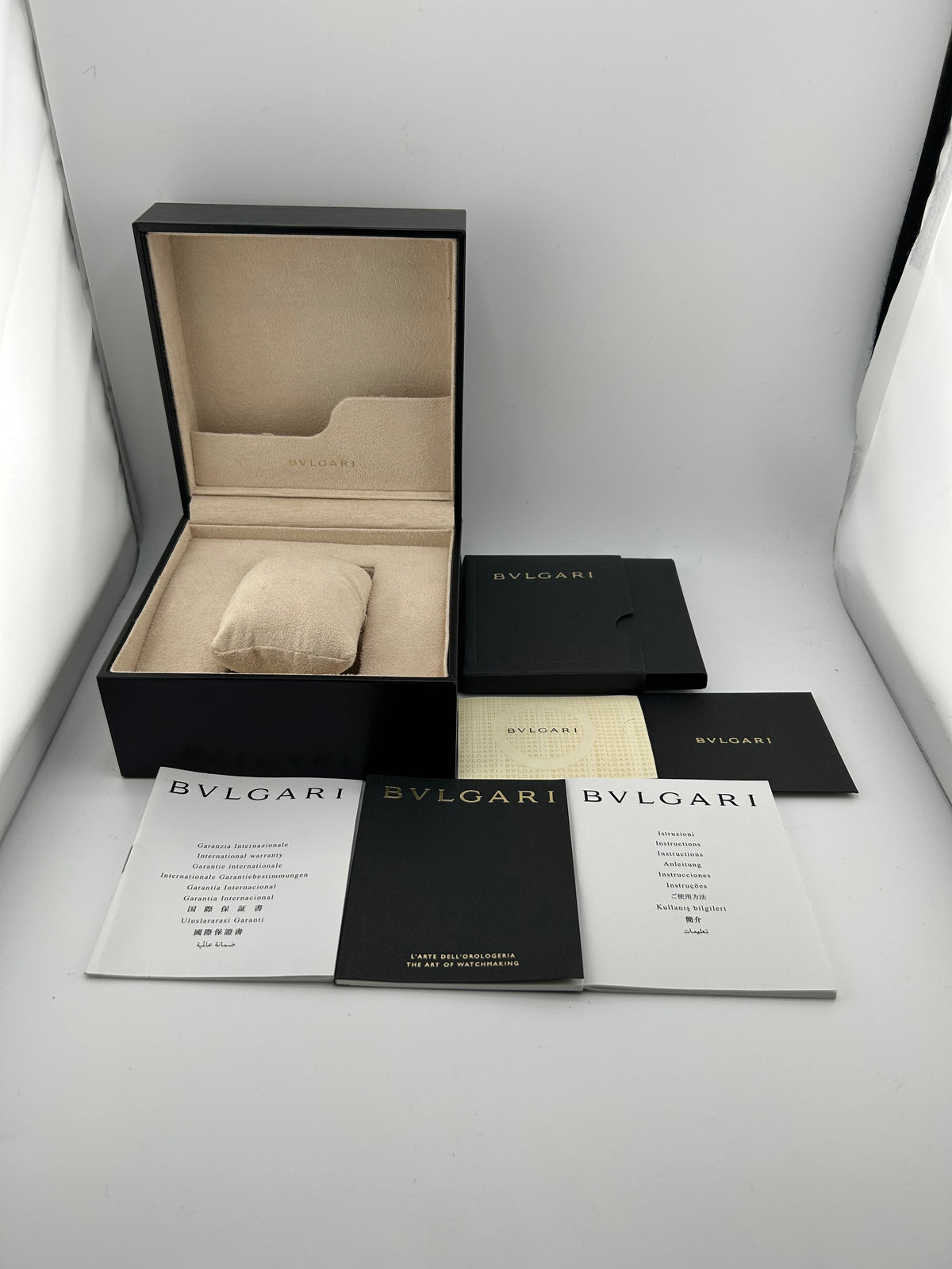 Bvlgari Assioma Black Dial Ref. AA44S Complete 2009 — view 6