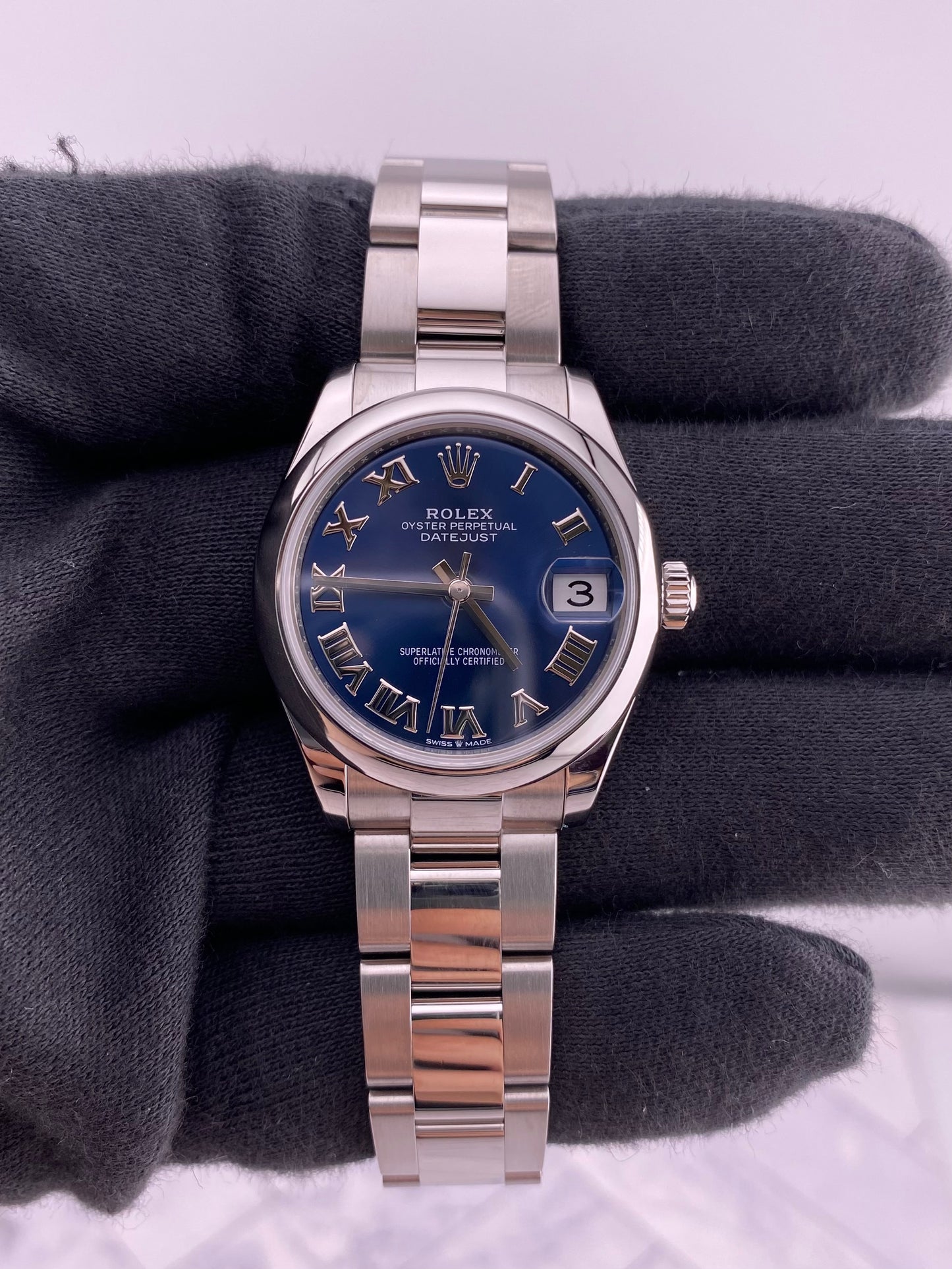Rolex Datejust 31 Blue Roman Dial on Oyster Ref. 278240 Card 2023 — view 2