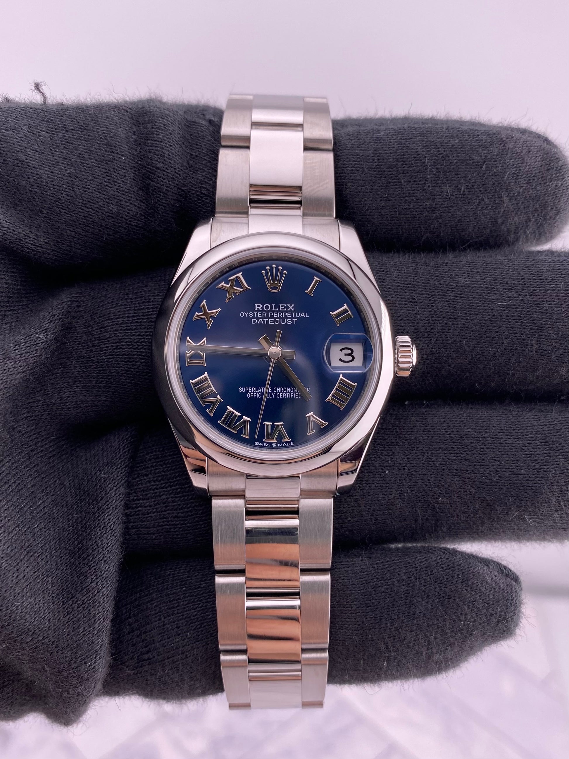 Rolex Datejust 31 Blue Roman Dial on Oyster Ref. 278240 Card 2023 — view 2