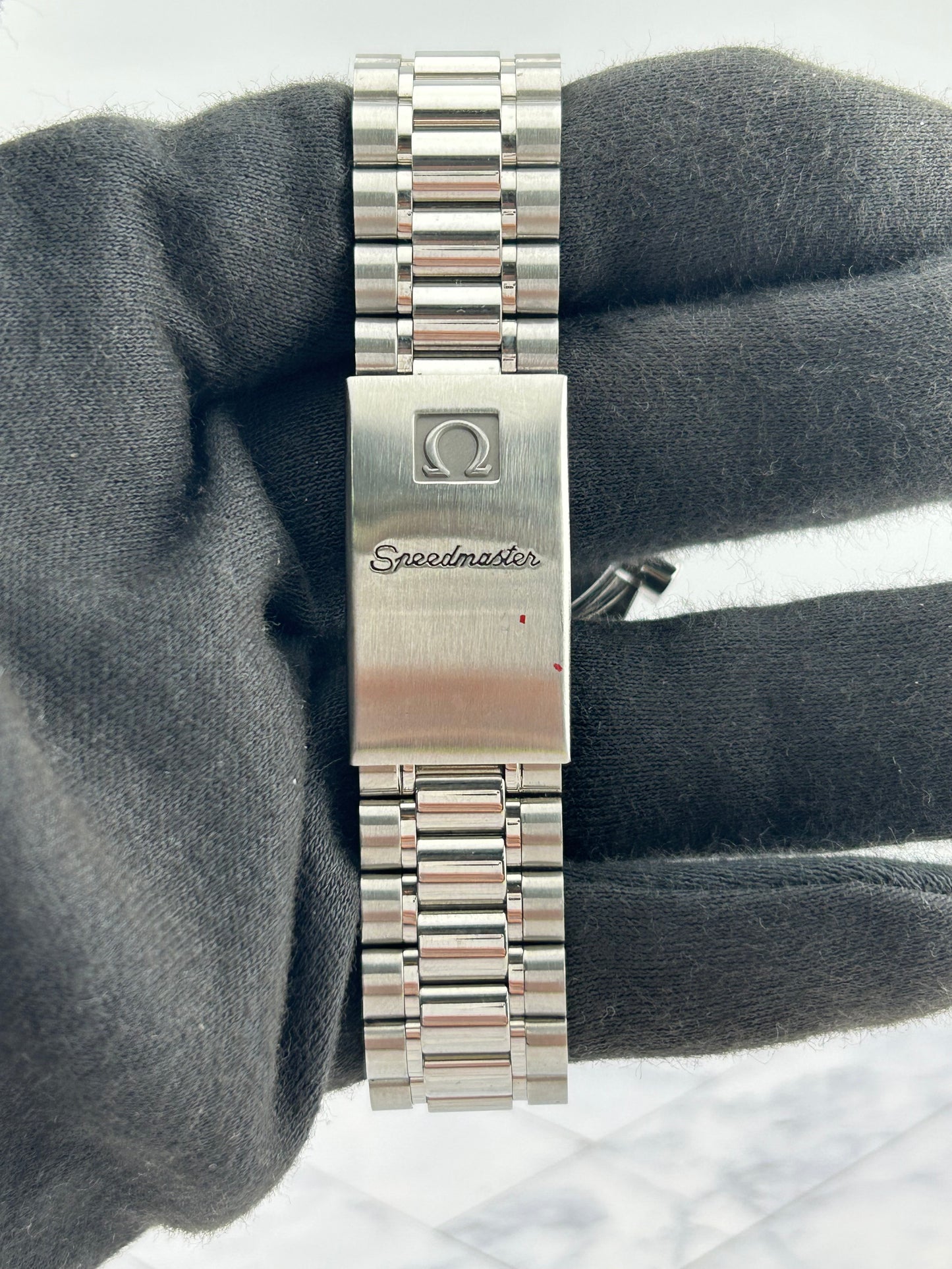 Omega Speedmaster Reduced Black Dial on Stainless Steel Bracelet Ref. 3510.50.00 Card — view 4