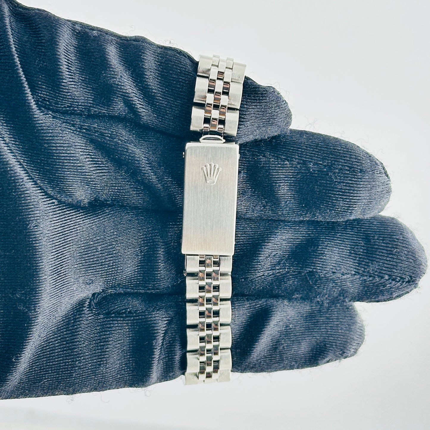 Rolex Datejust Lady Am Pink Mop Diamond Dial on D Link Jubilee Bracelet Ref. 69174 Papers Open Date — view 3