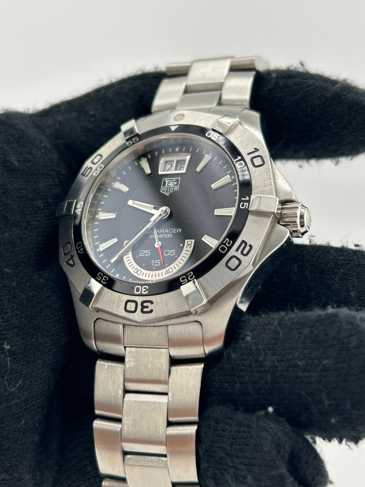 Tag Heuer Aquaracer Grande Date Black Dial on Stainless Steel Bracelet Ref. WAF1010 — view 3