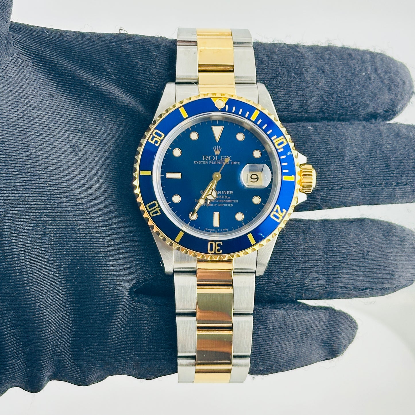 Rolex Submariner Blue Dial on Oyster Bracelet Ref. 16613 Papers Open Date — view 2