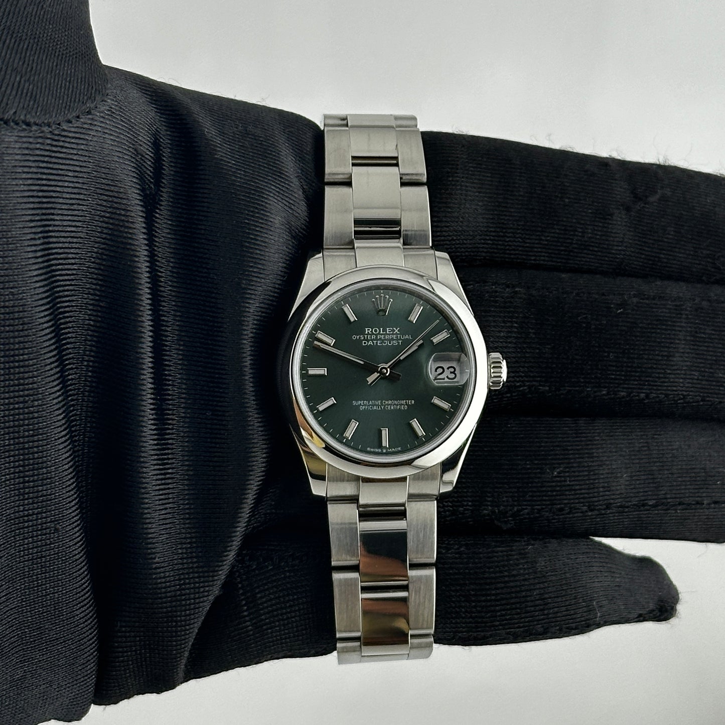 Rolex Datejust Mint Green Dial on Oyster Ref. 278240 Card 2022 — view 2