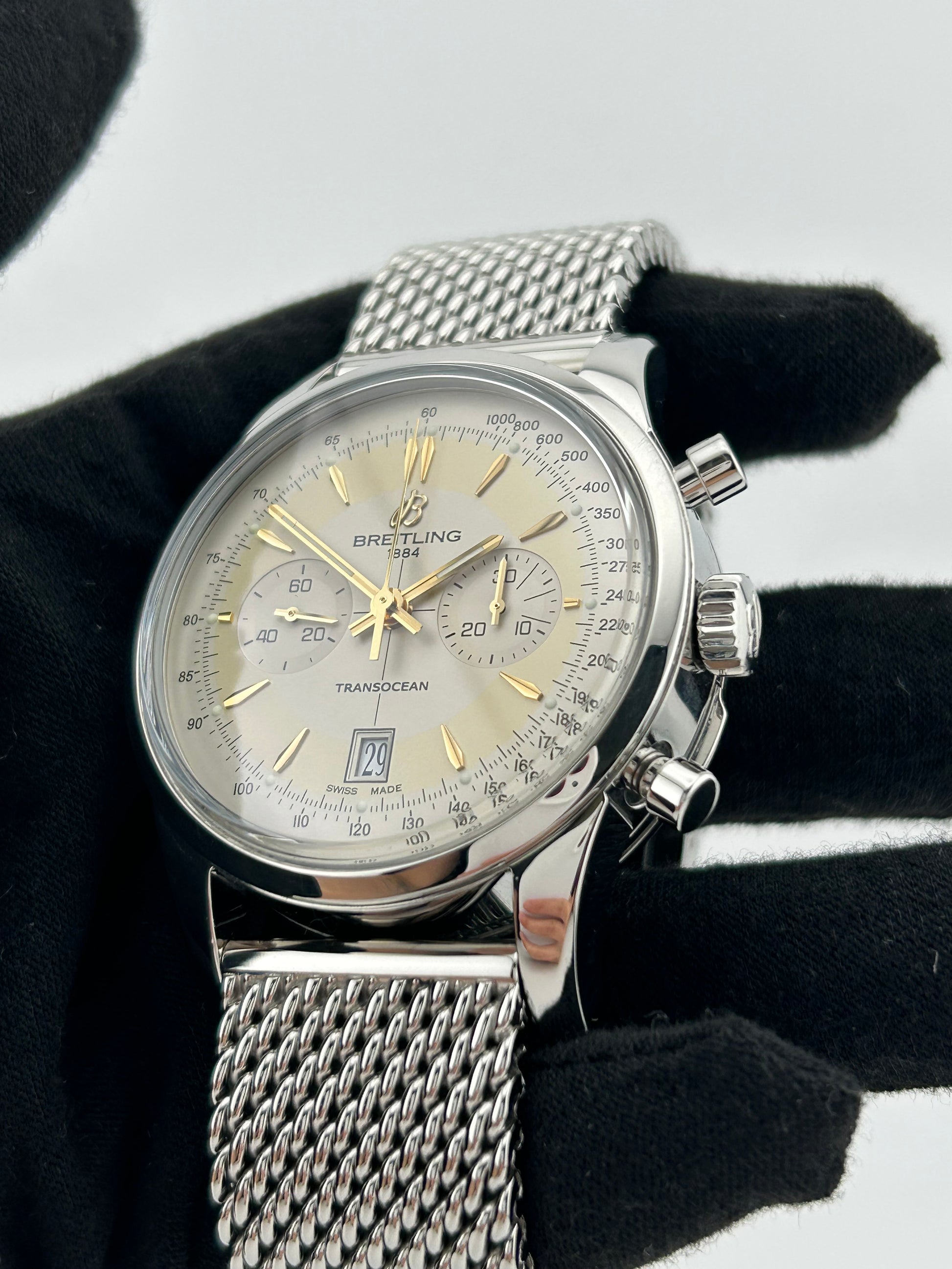 Breitling Transocean Chronograph Mercury Silver Dial on Stainless Steel Bracelet Ref. AB015412 Card 2015 — view 3