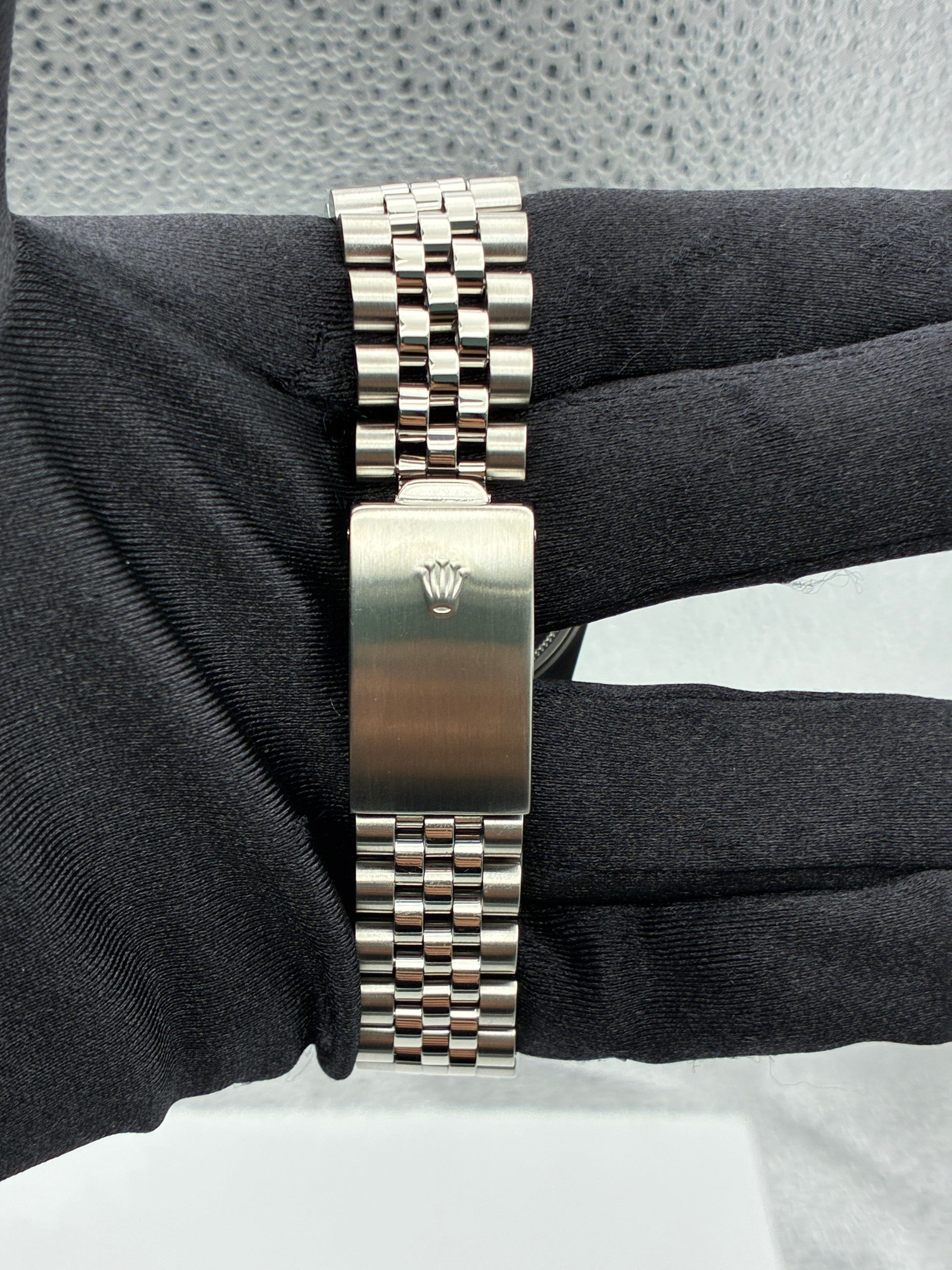 Rolex Datejust Silver Stick / Has Spots Dial on Jubilee Ref. 1603 1969 — view 4